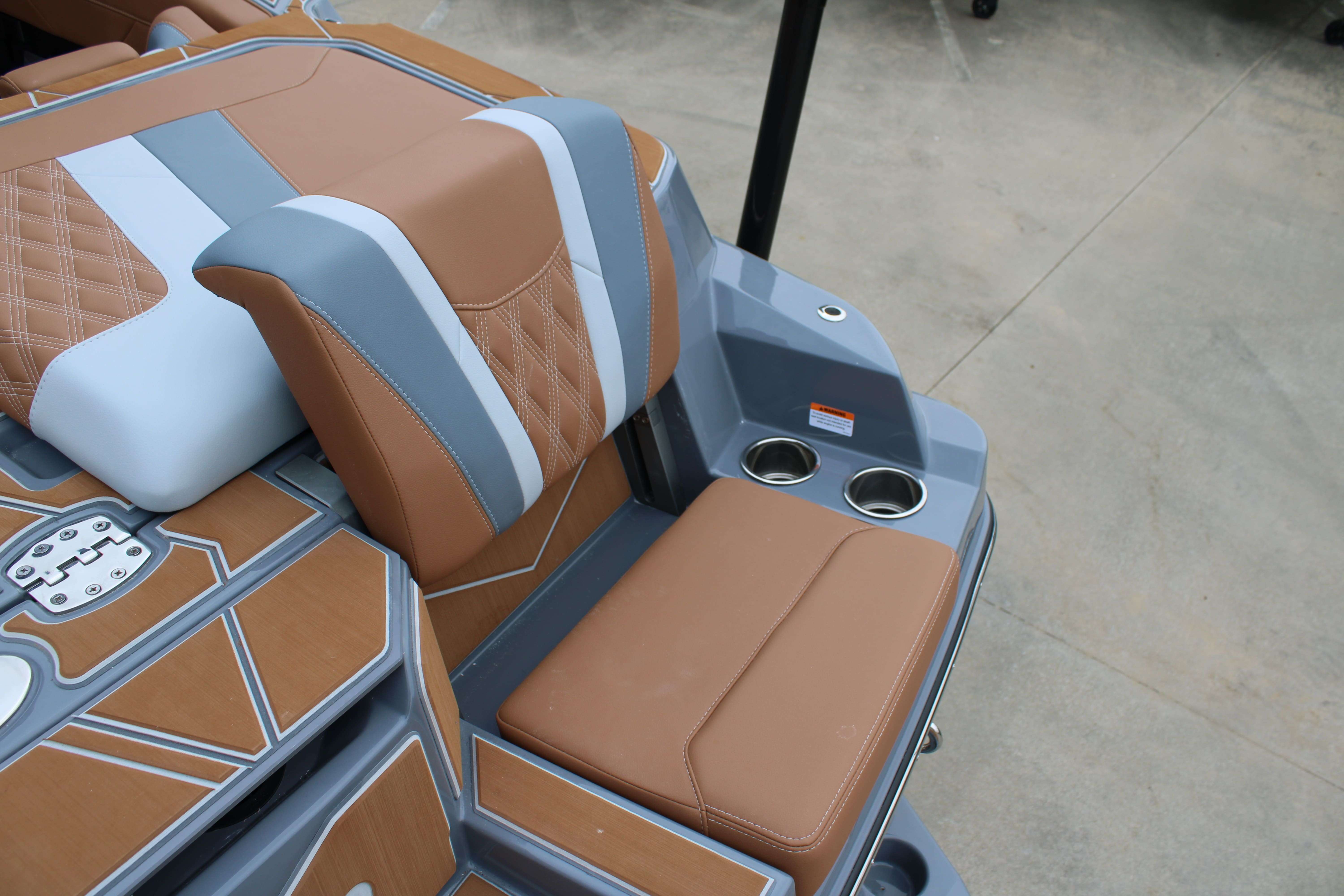 2026 Malibu Boats M230-9