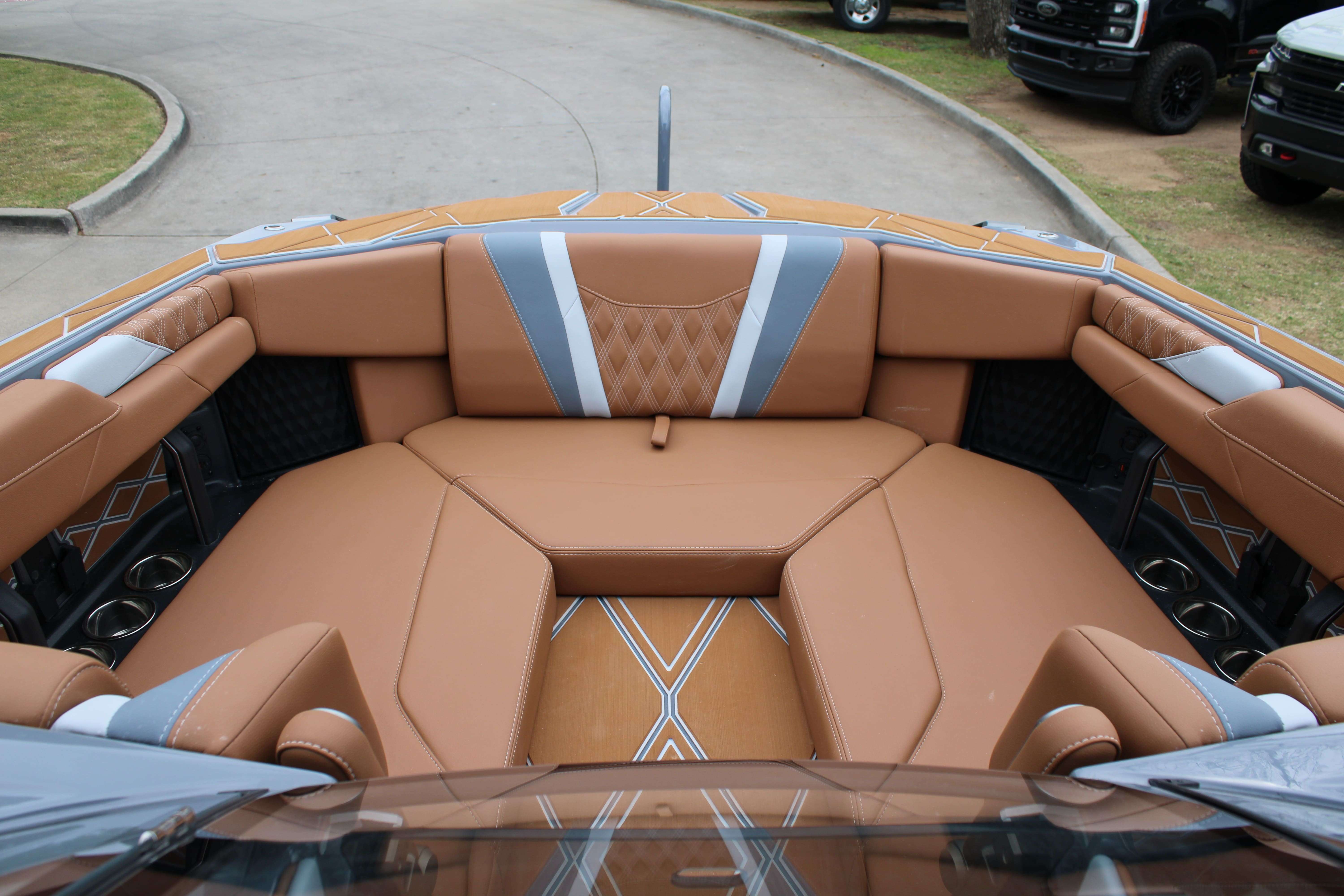 2026 Malibu Boats M230-15