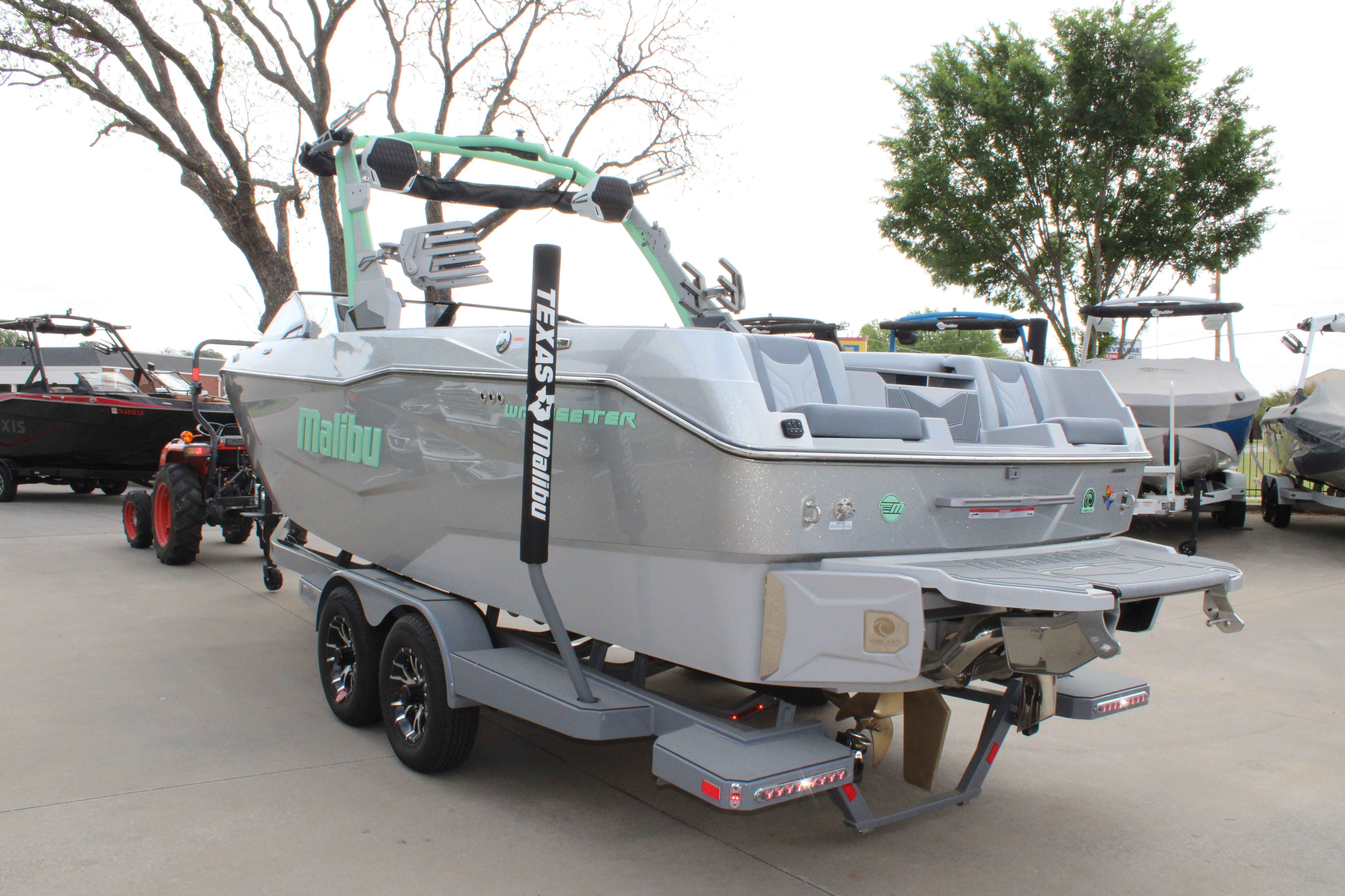 2026 Malibu Boats Wakesetter 25 LSV-5