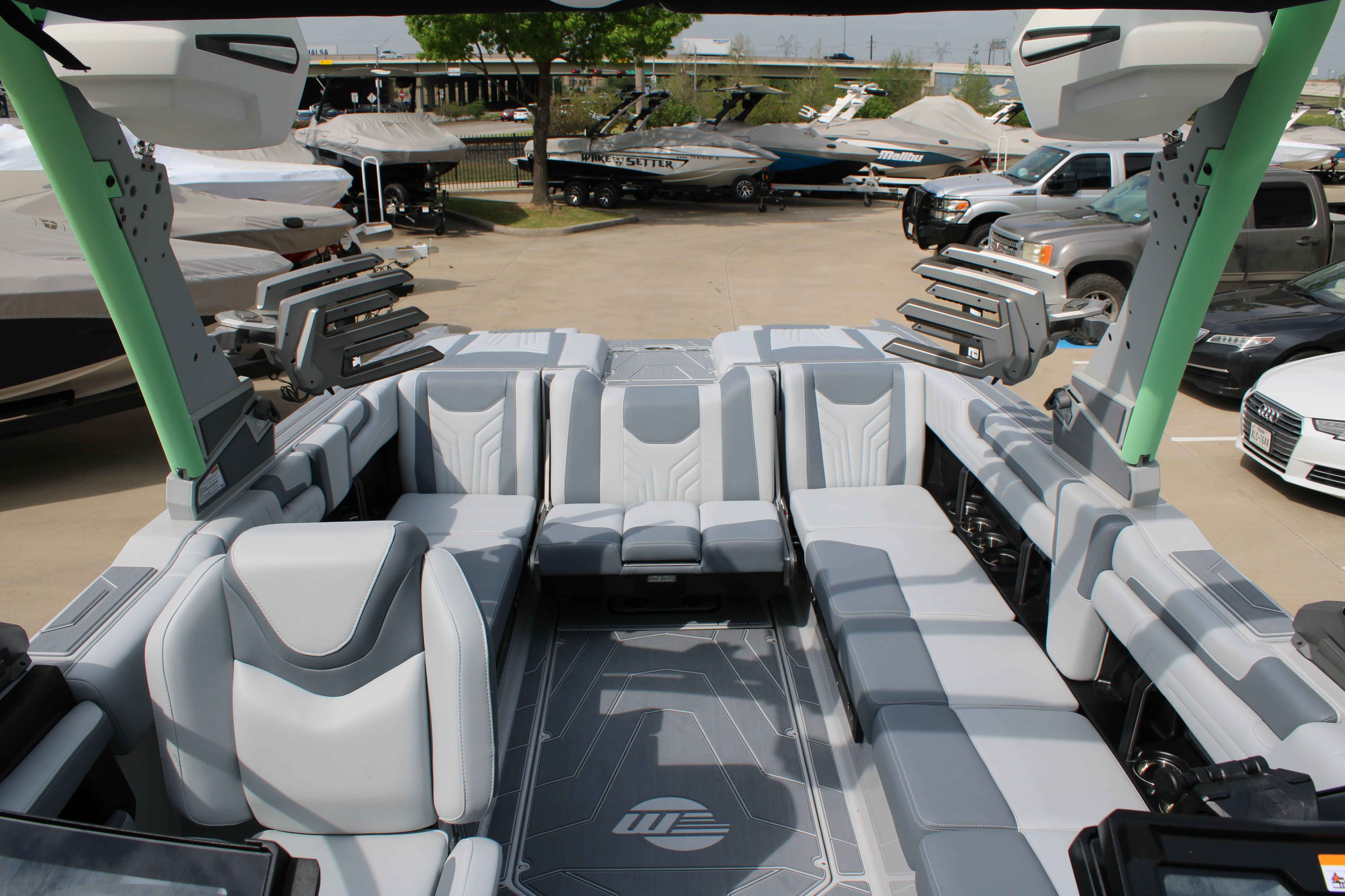 2026 Malibu Boats Wakesetter 25 LSV-14