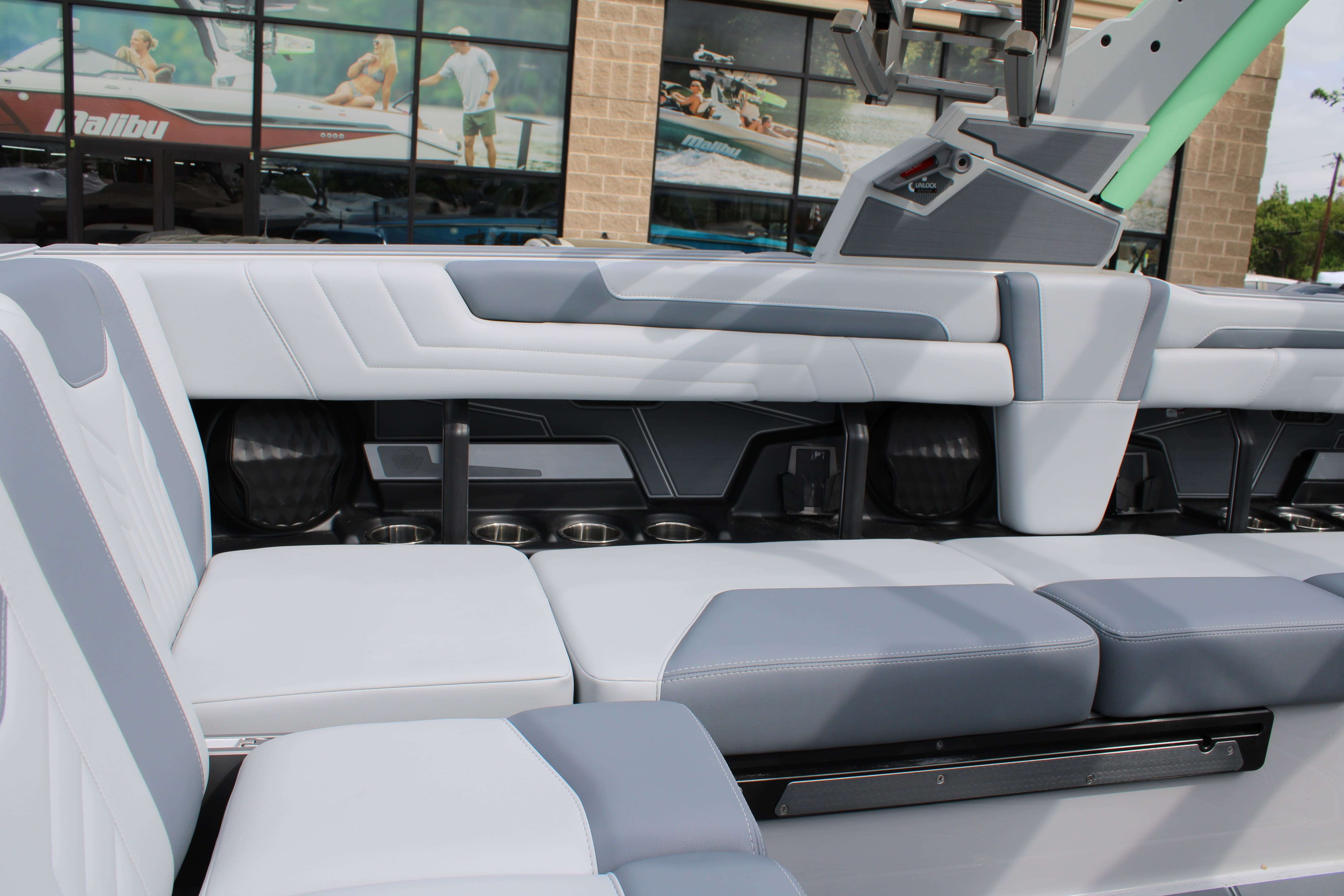 2026 Malibu Boats Wakesetter 25 LSV-17