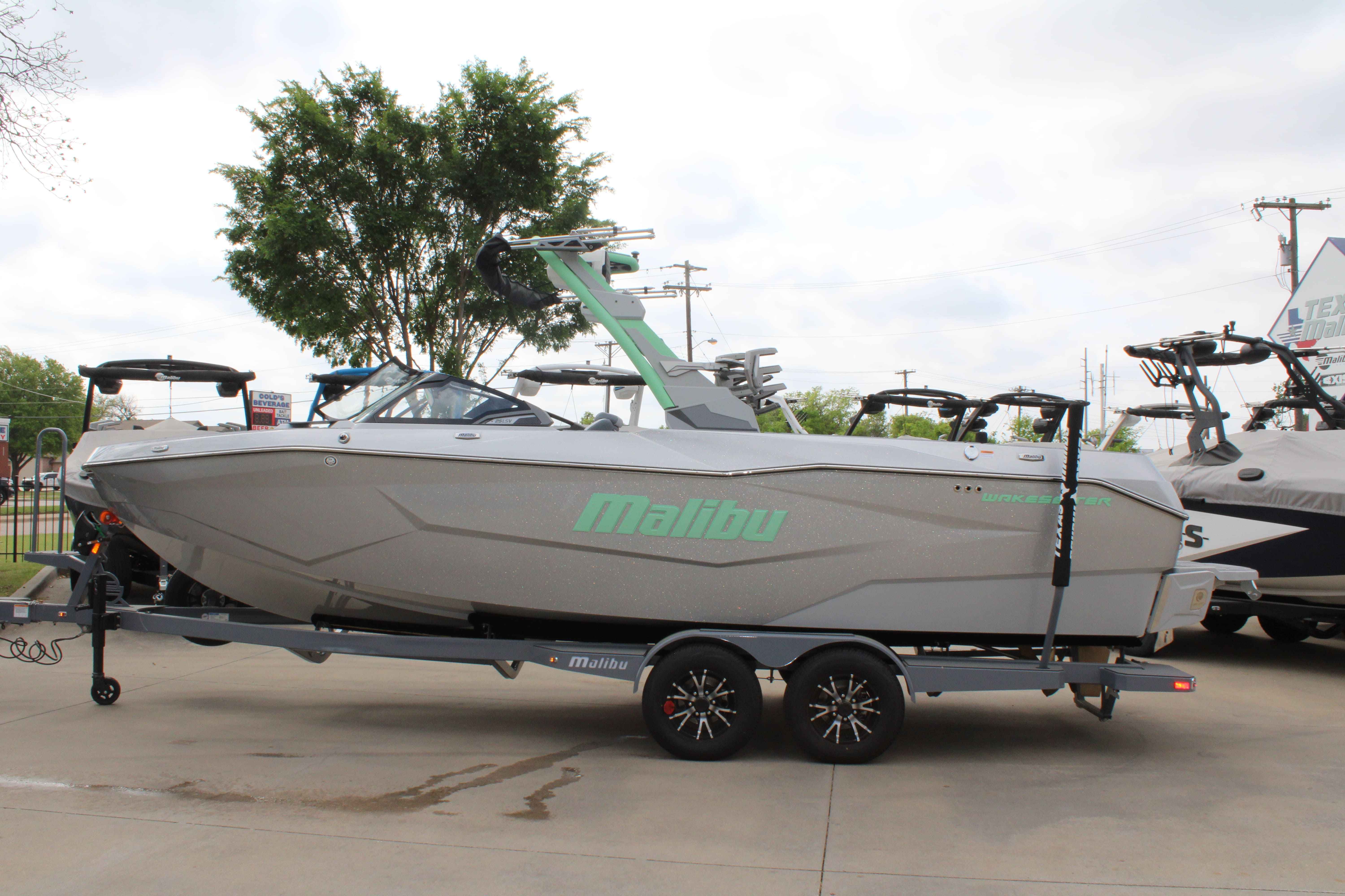 2026 Malibu Boats Wakesetter 25 LSV-4