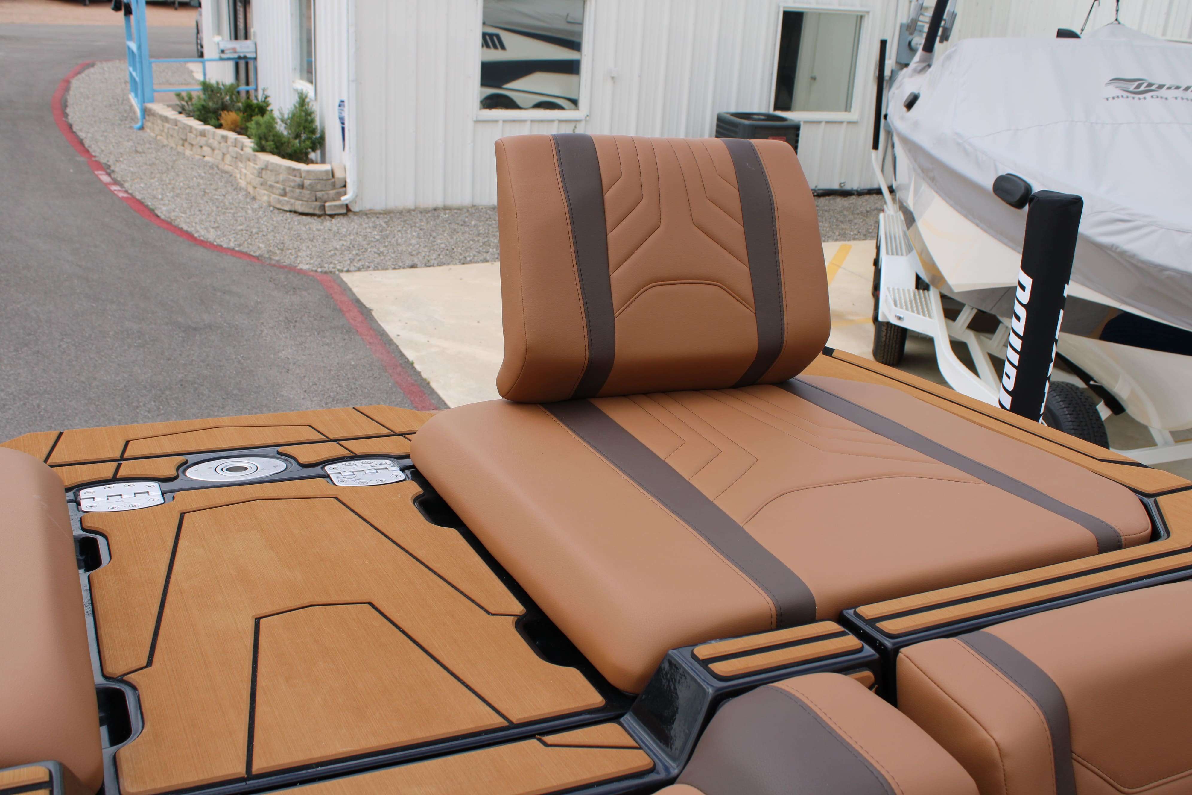 2026 Malibu Boats Wakesetter 25 LSV-11