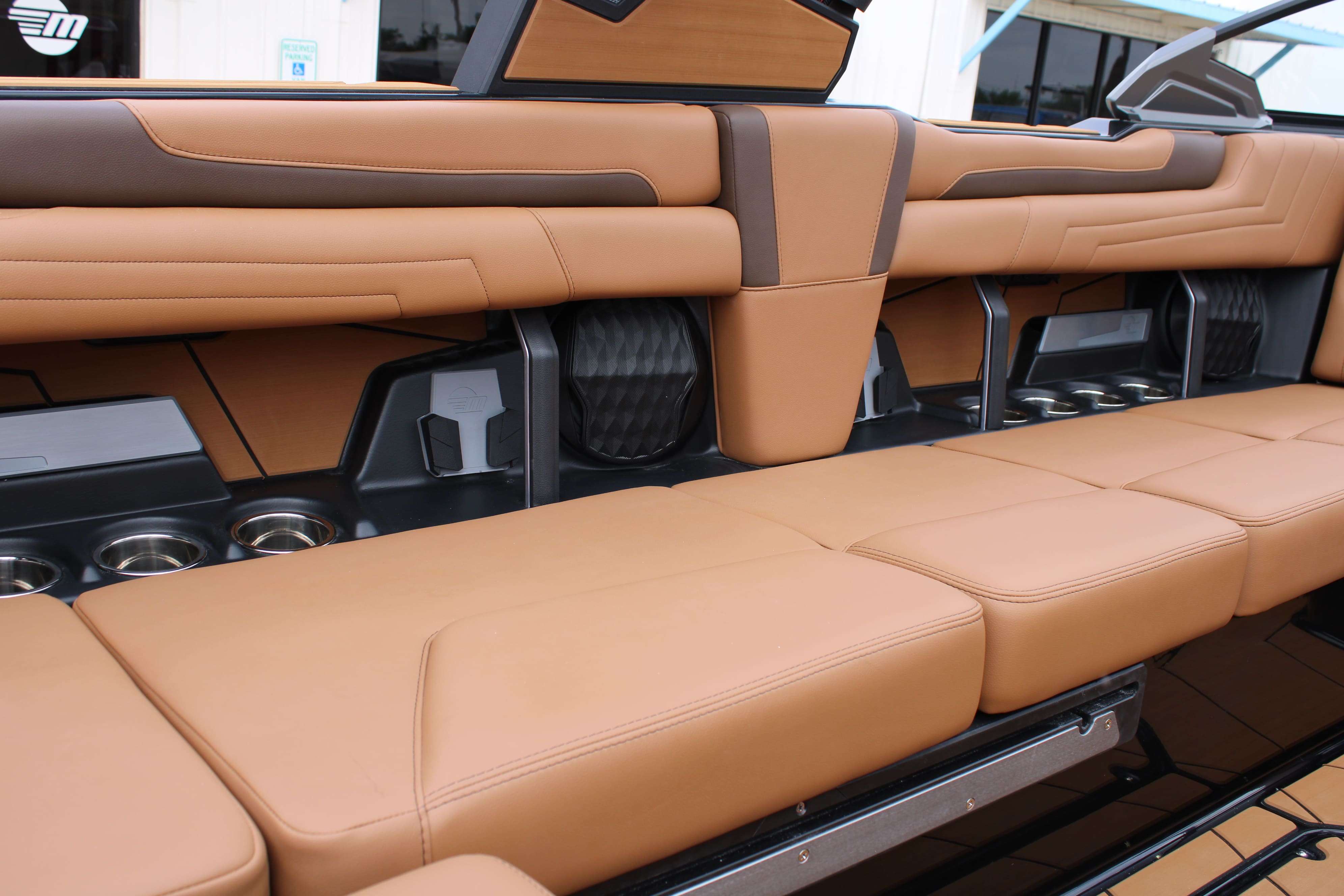 2026 Malibu Boats Wakesetter 25 LSV-13