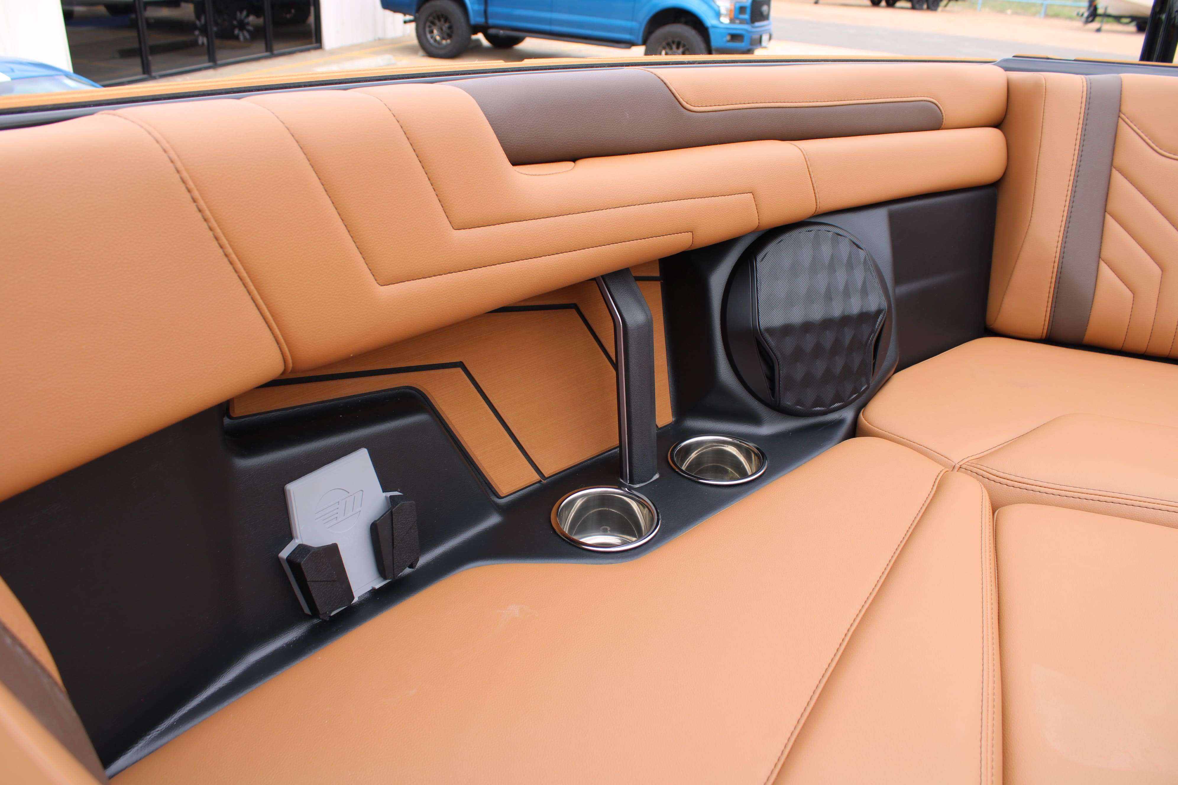 2026 Malibu Boats Wakesetter 25 LSV-18