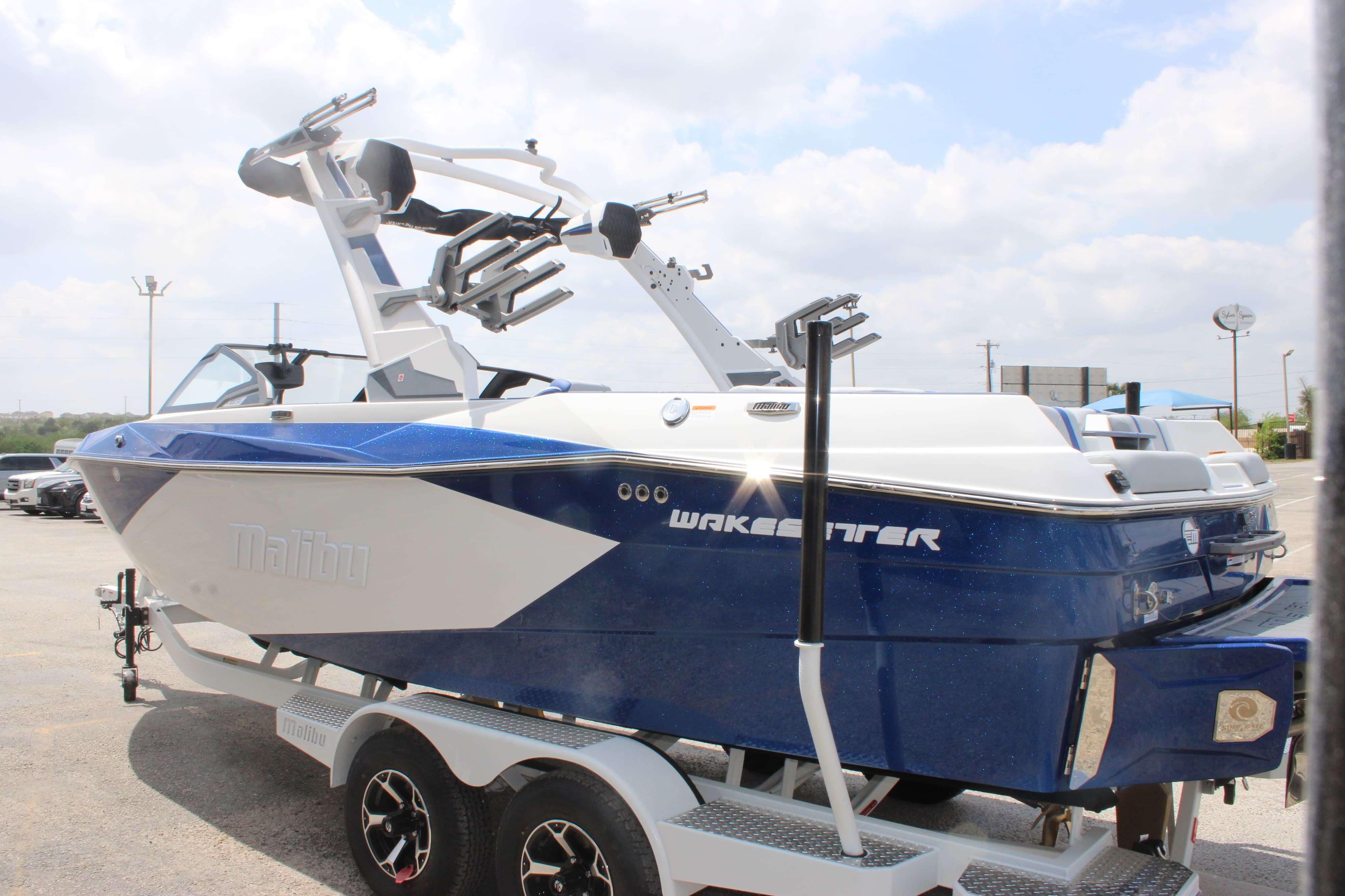 2026 Malibu Boats Wakesetter 23 LSV-6