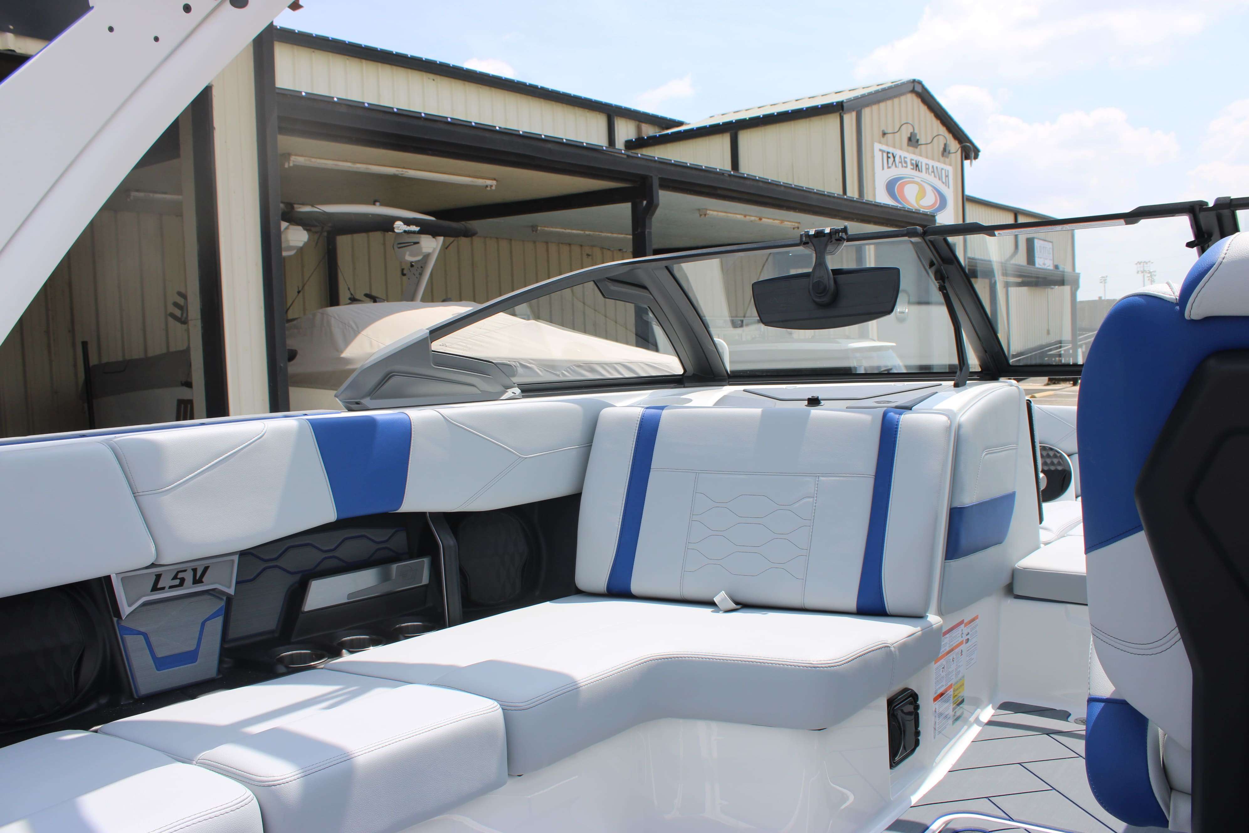 2026 Malibu Boats Wakesetter 23 LSV-14