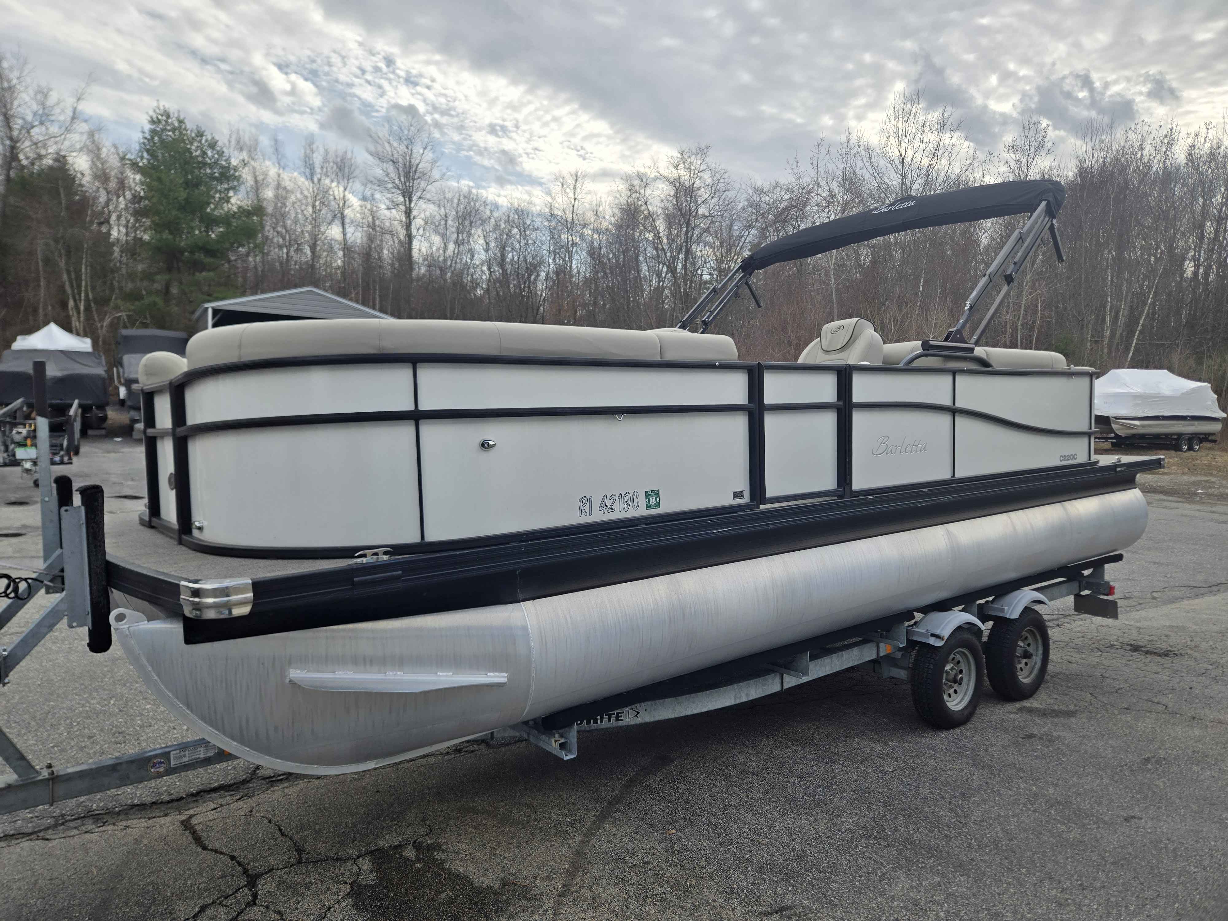 2021 Barletta boats C22QC-3