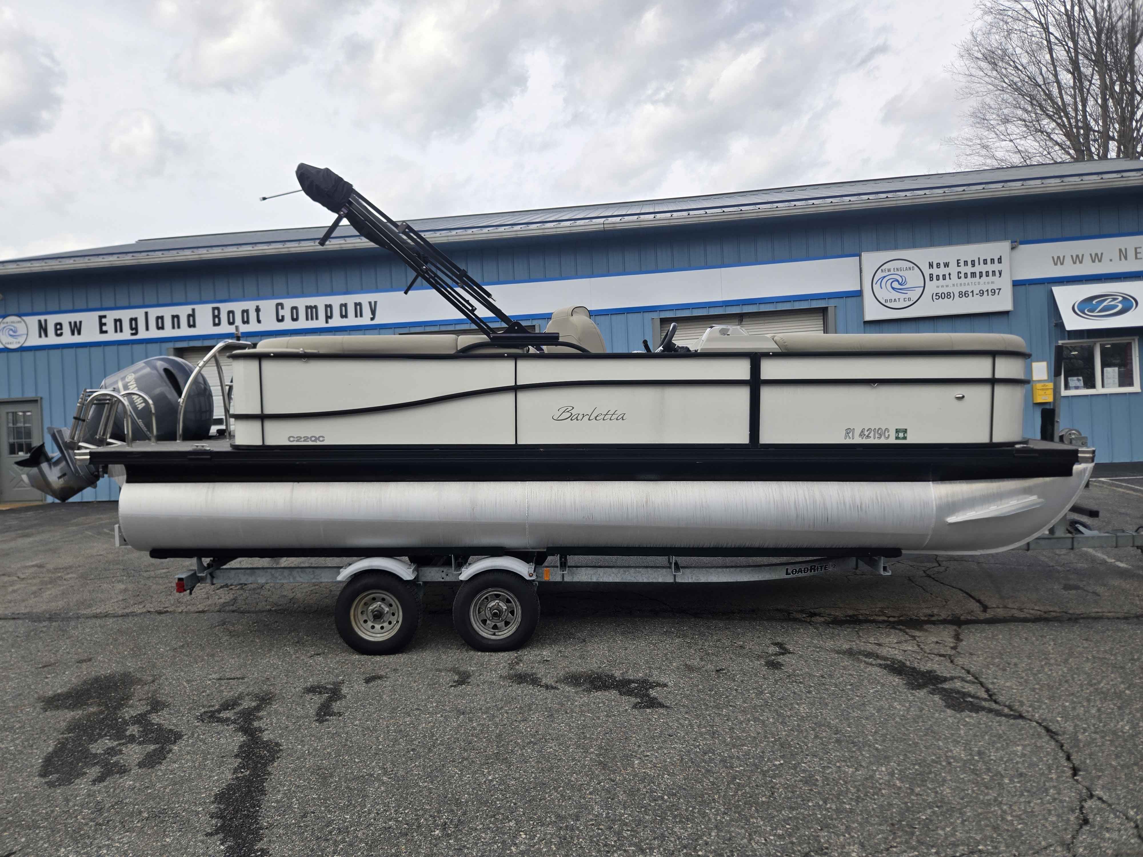 2021 Barletta boats C22QC-4