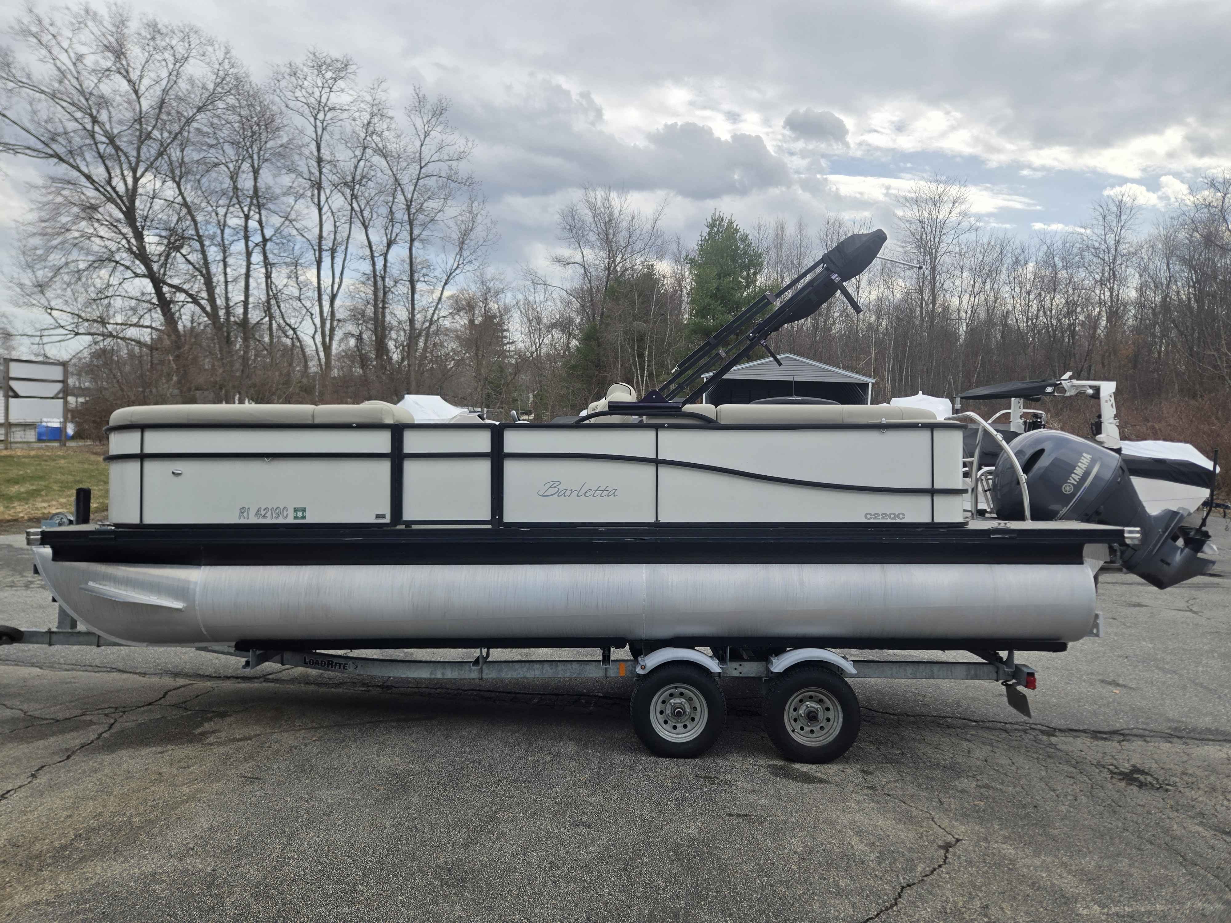 2021 Barletta boats C22QC-5