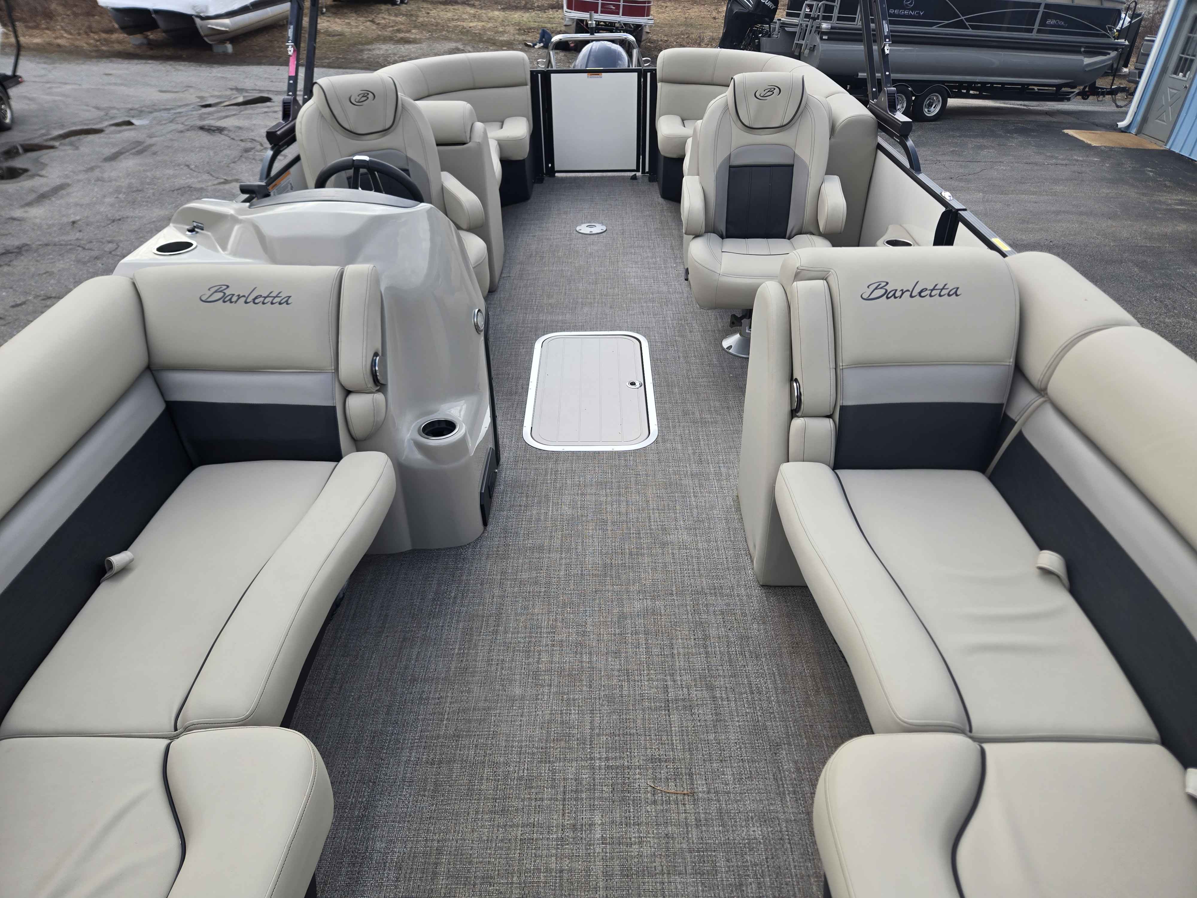2021 Barletta boats C22QC-6