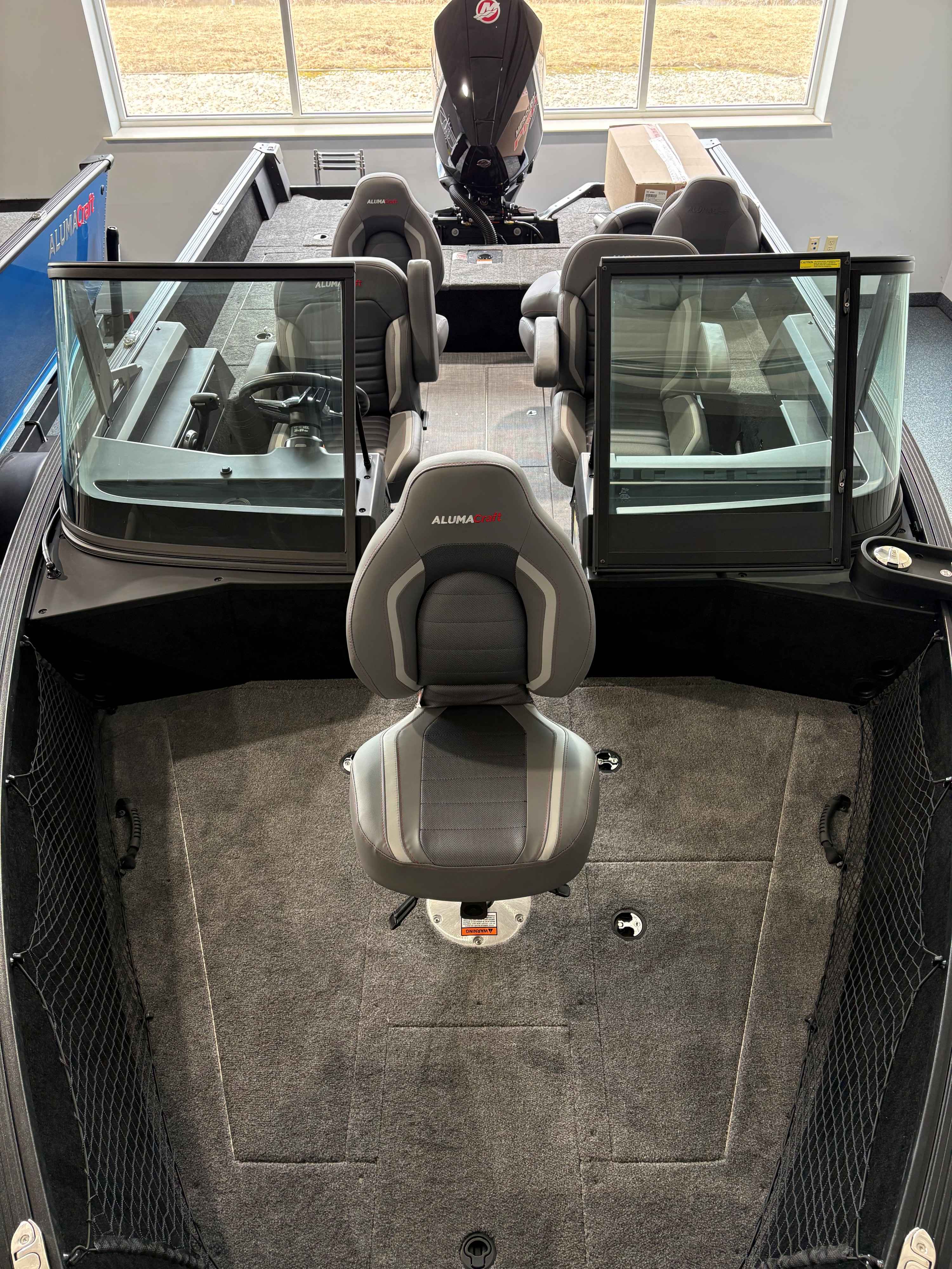 boat-carouselImage-image