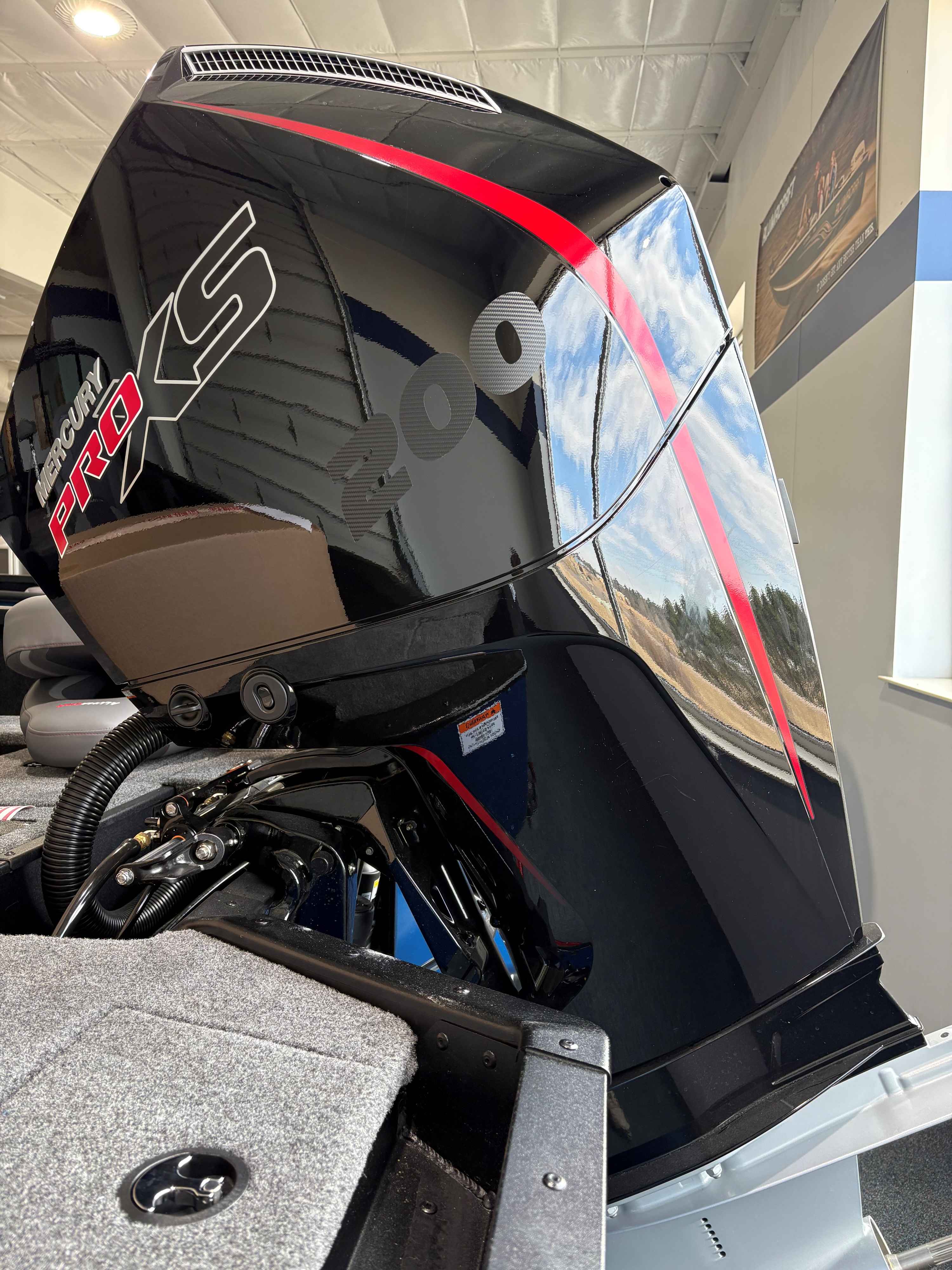 boat-carouselImage-image