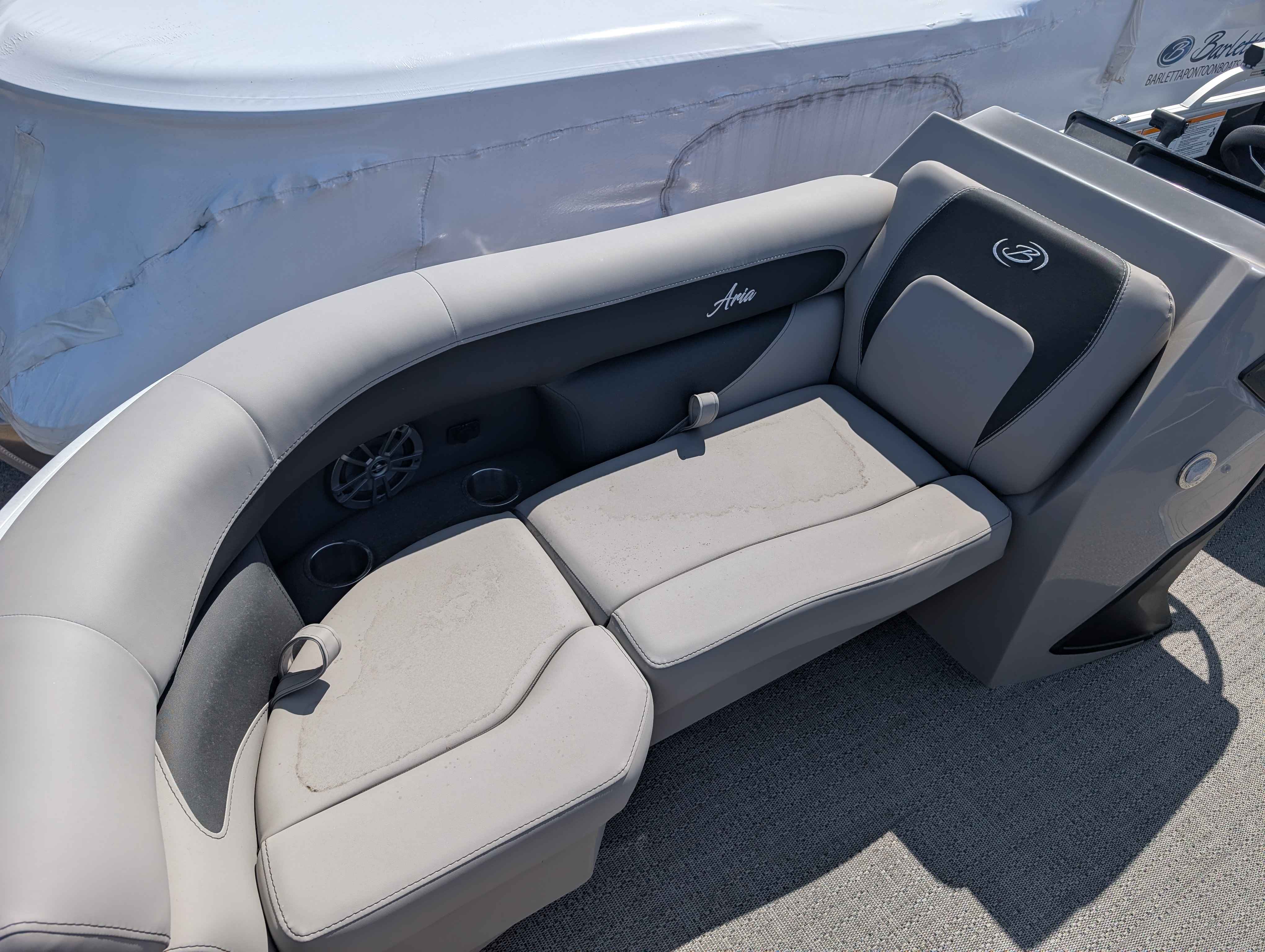 boat-carouselImage-image