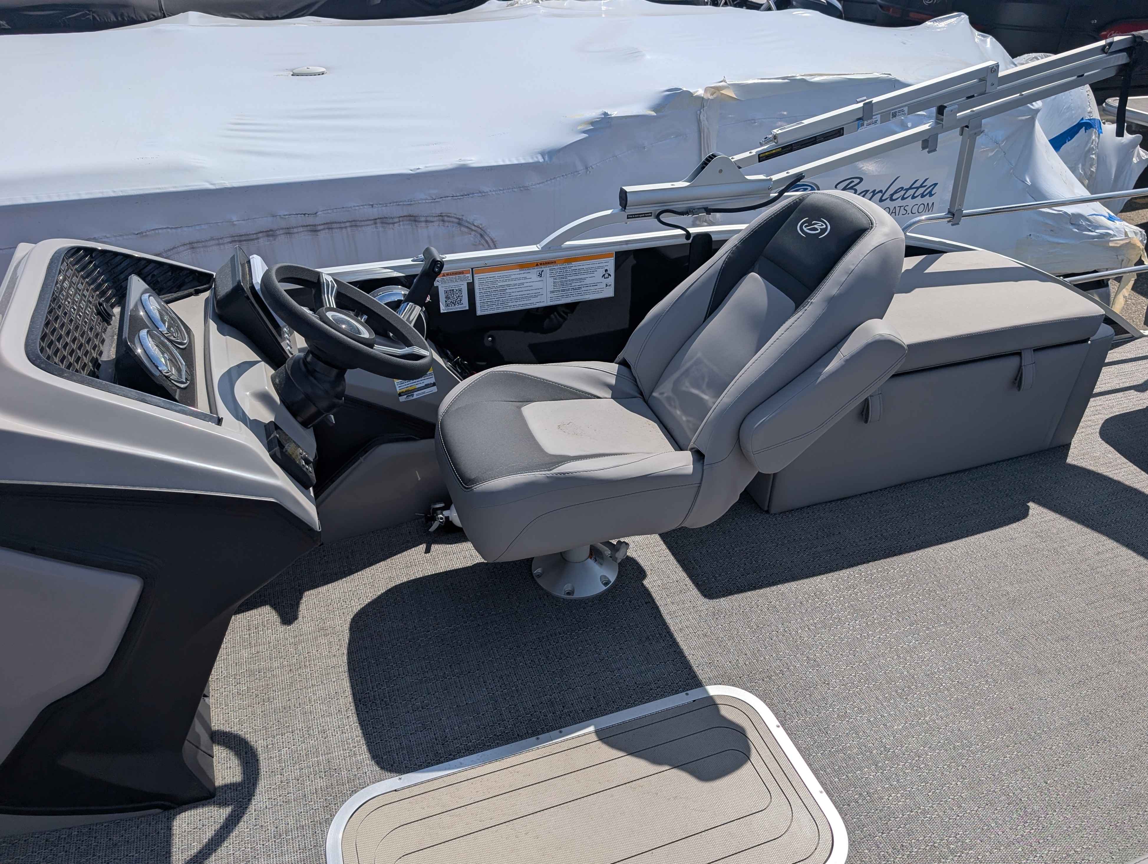 boat-carouselImage-image