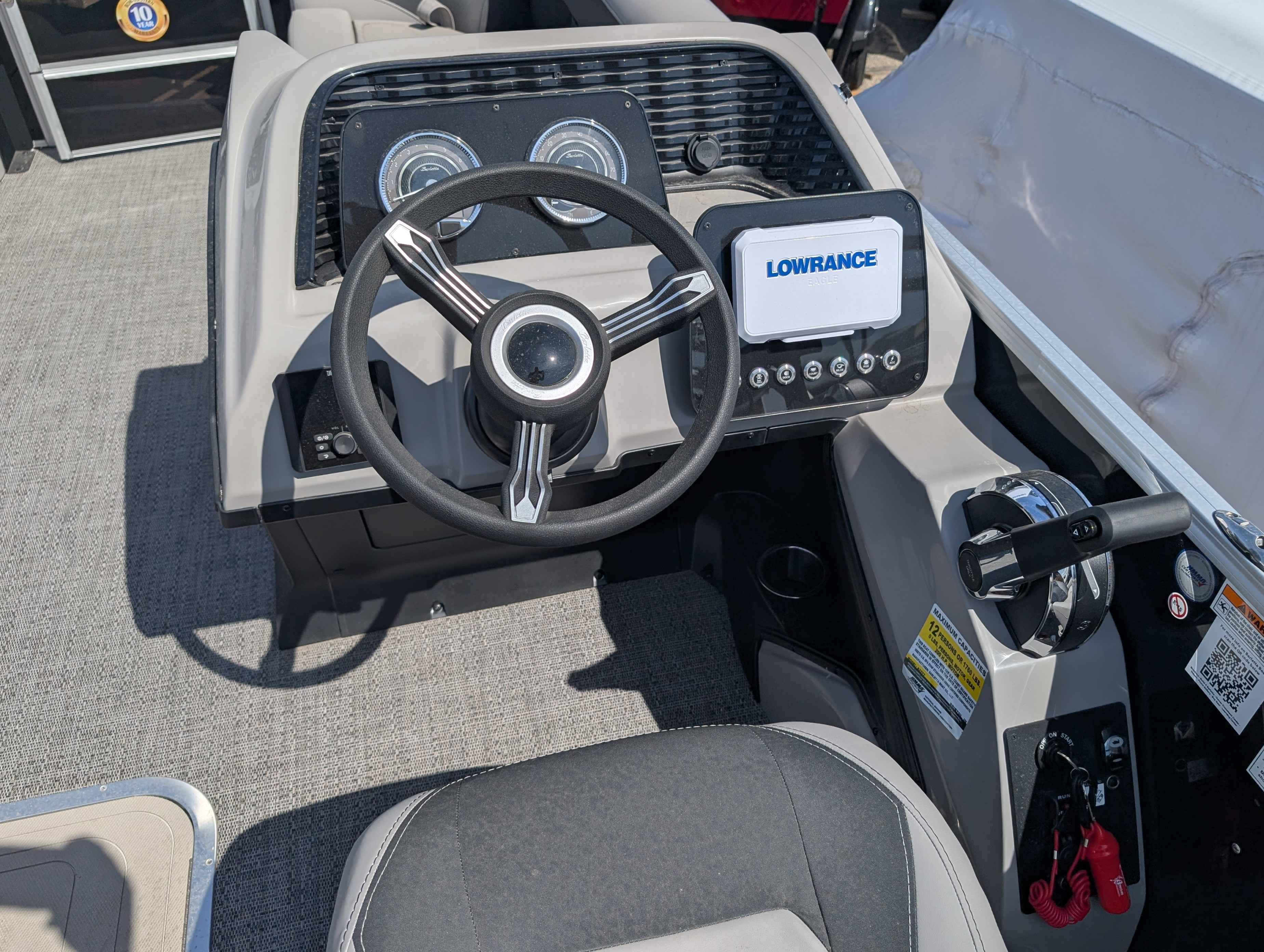 boat-carouselImage-image