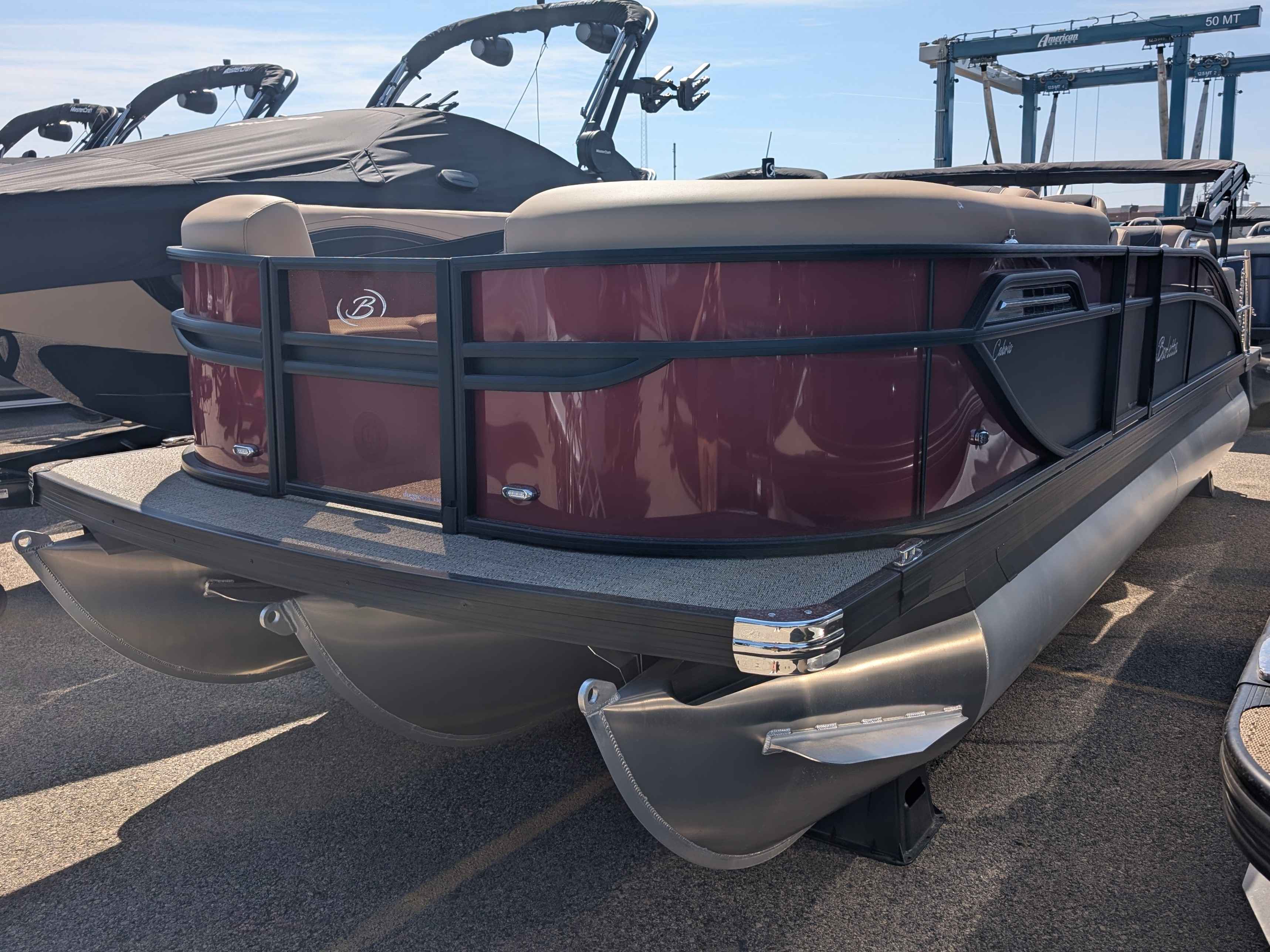 boat-carouselImage-image