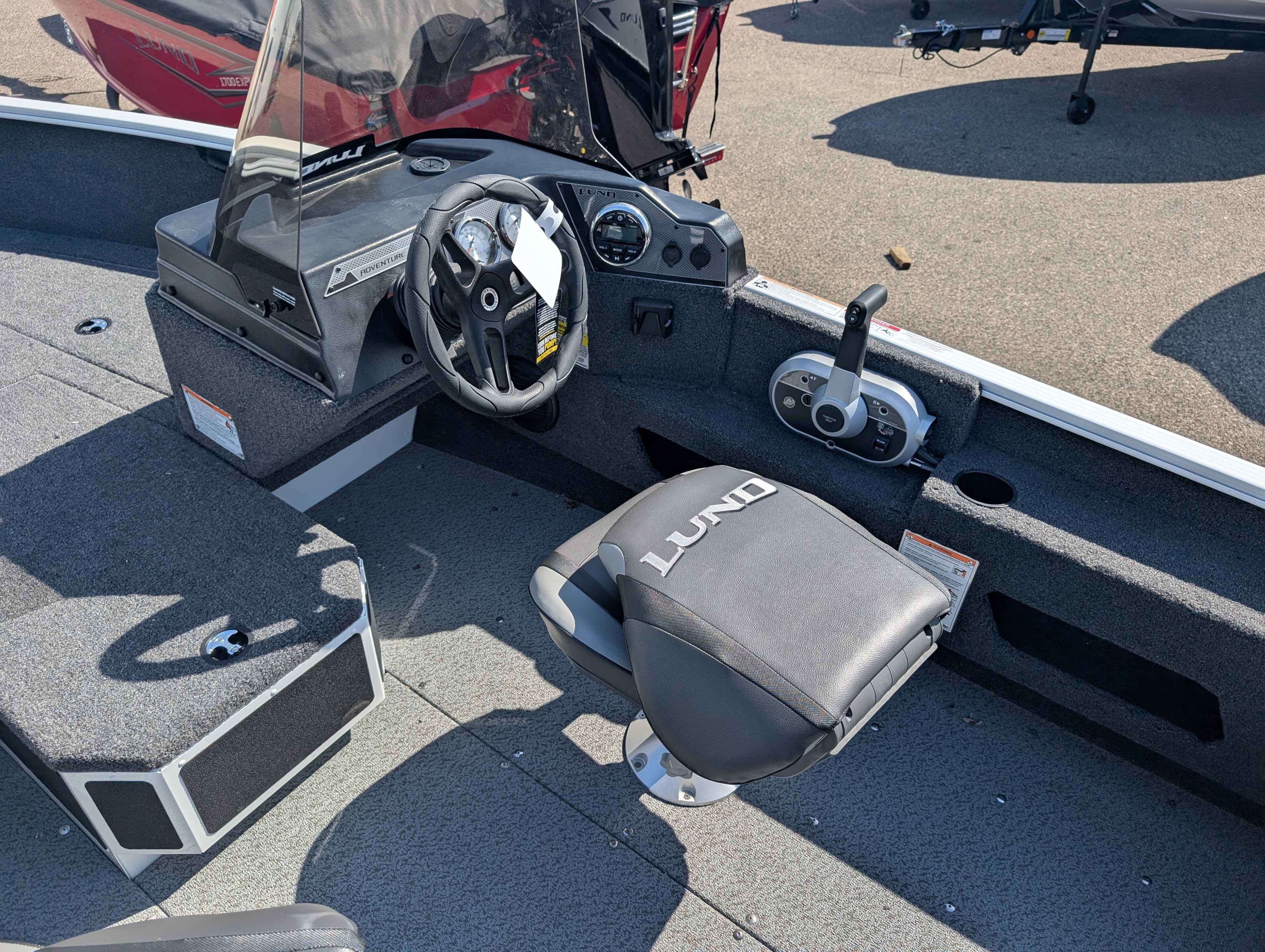 boat-carouselImage-image