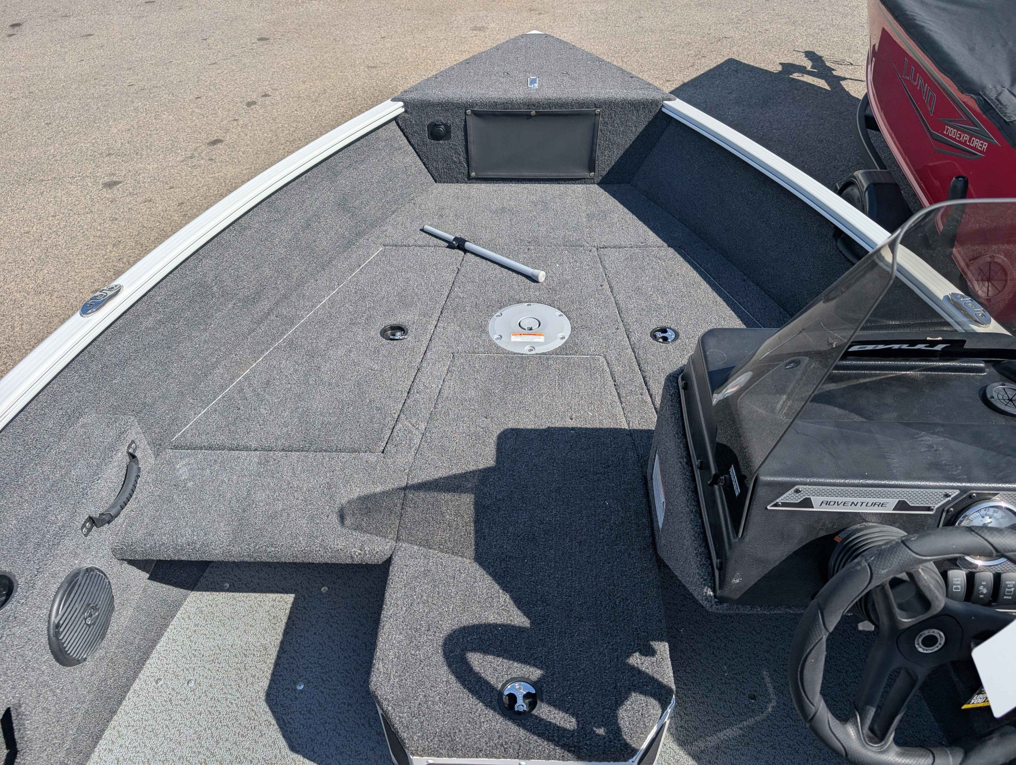 boat-carouselImage-image