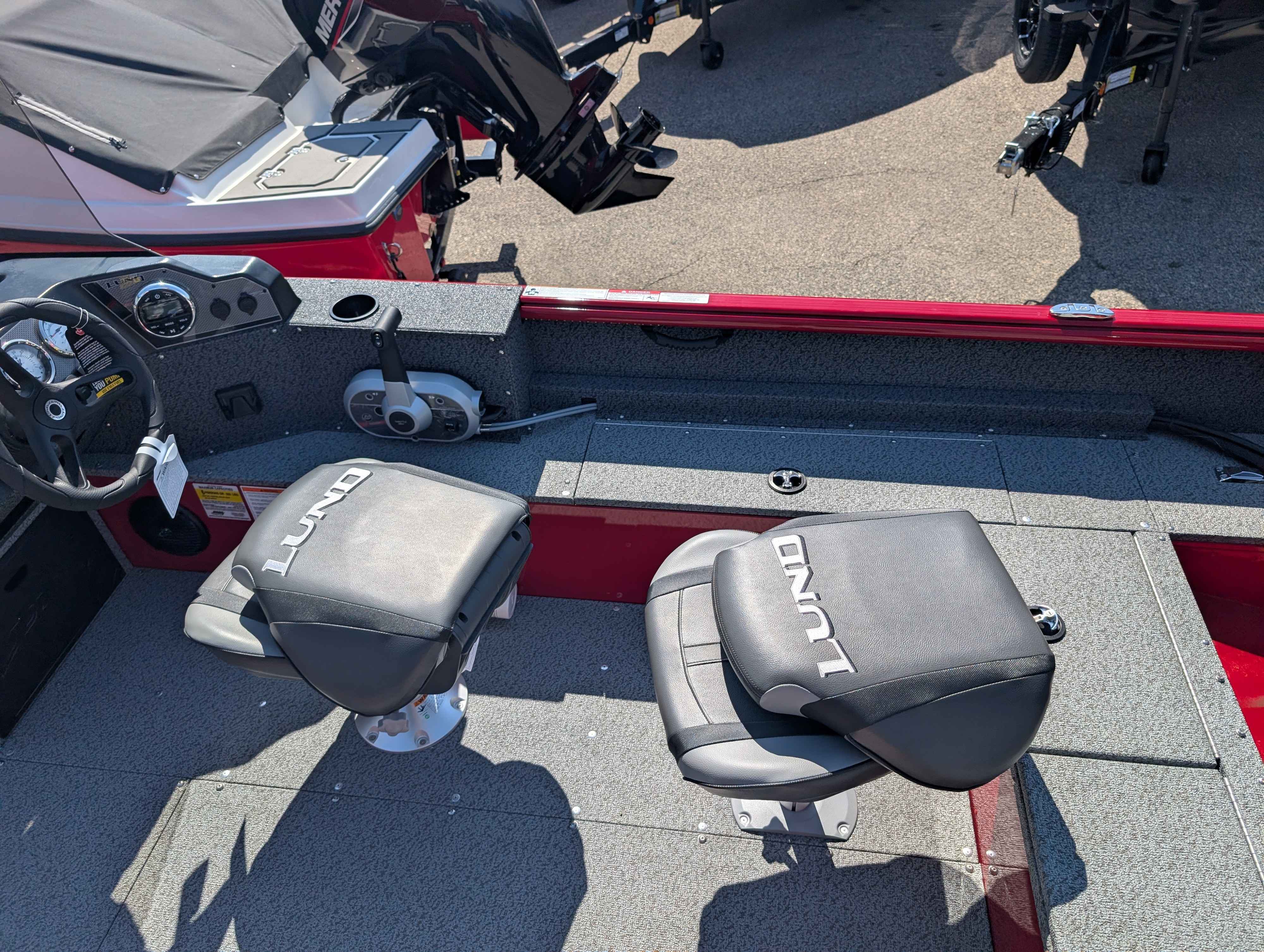 boat-carouselImage-image