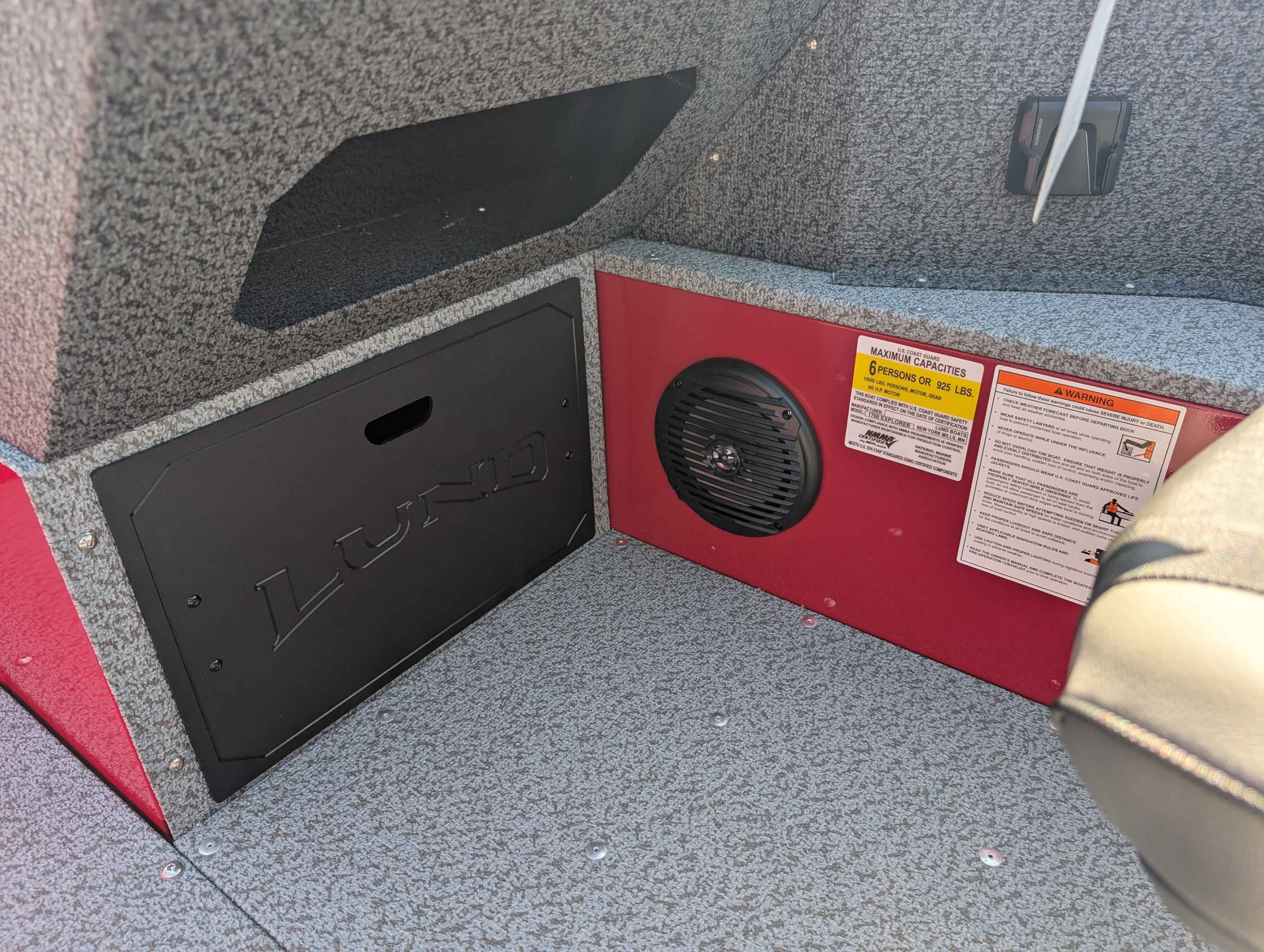 boat-carouselImage-image