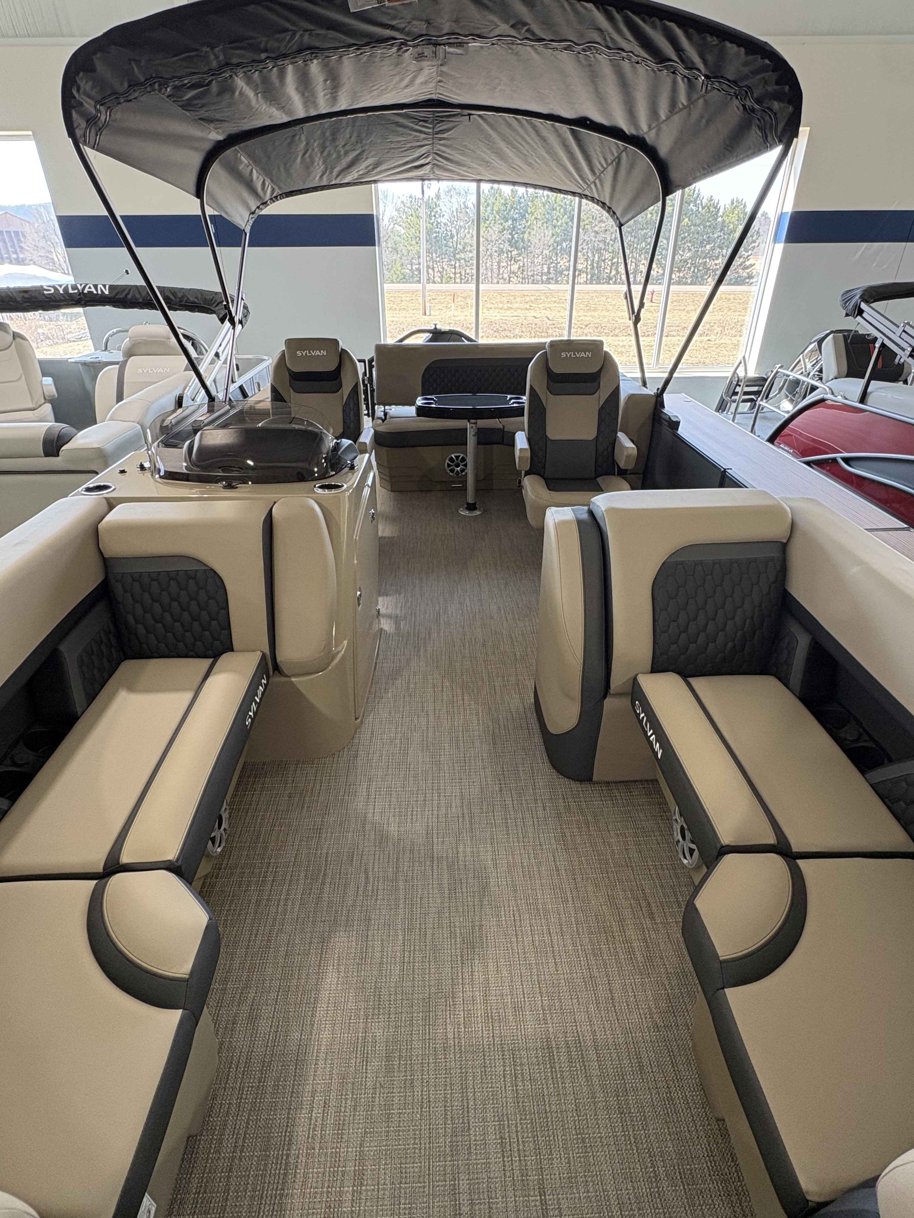 boat-carouselImage-image