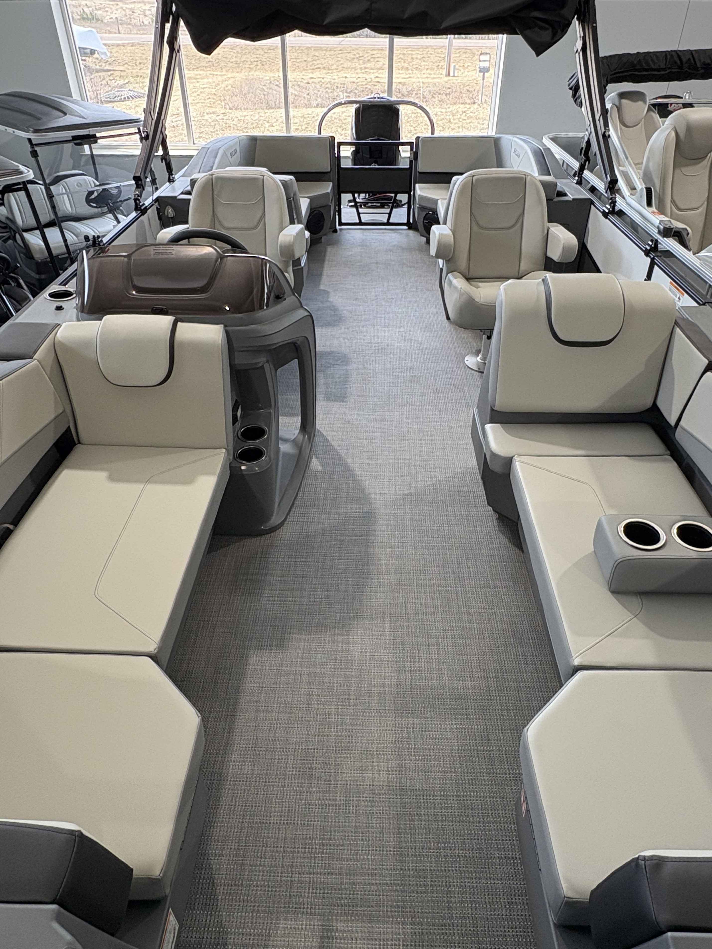 boat-carouselImage-image