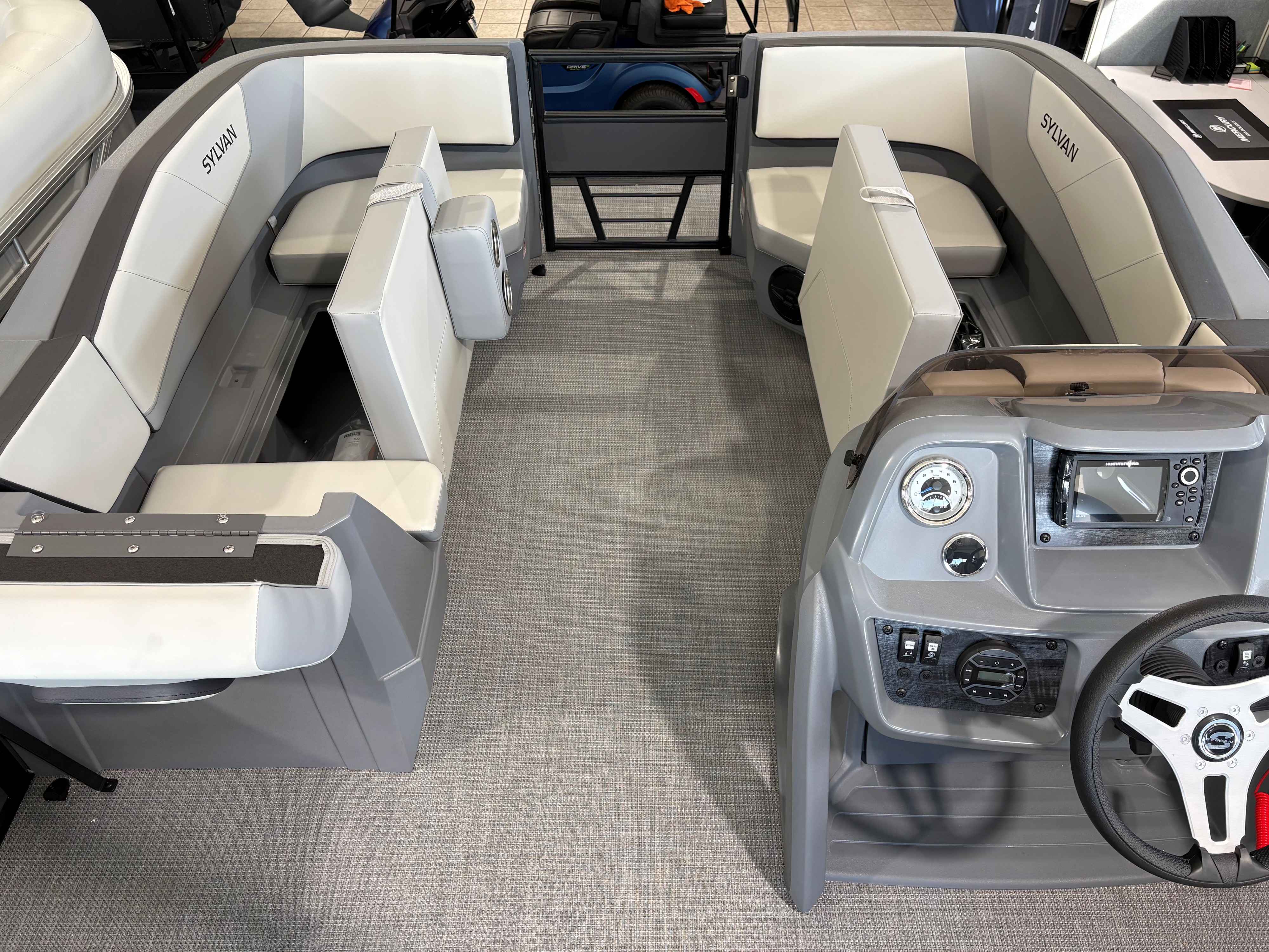 boat-carouselImage-image