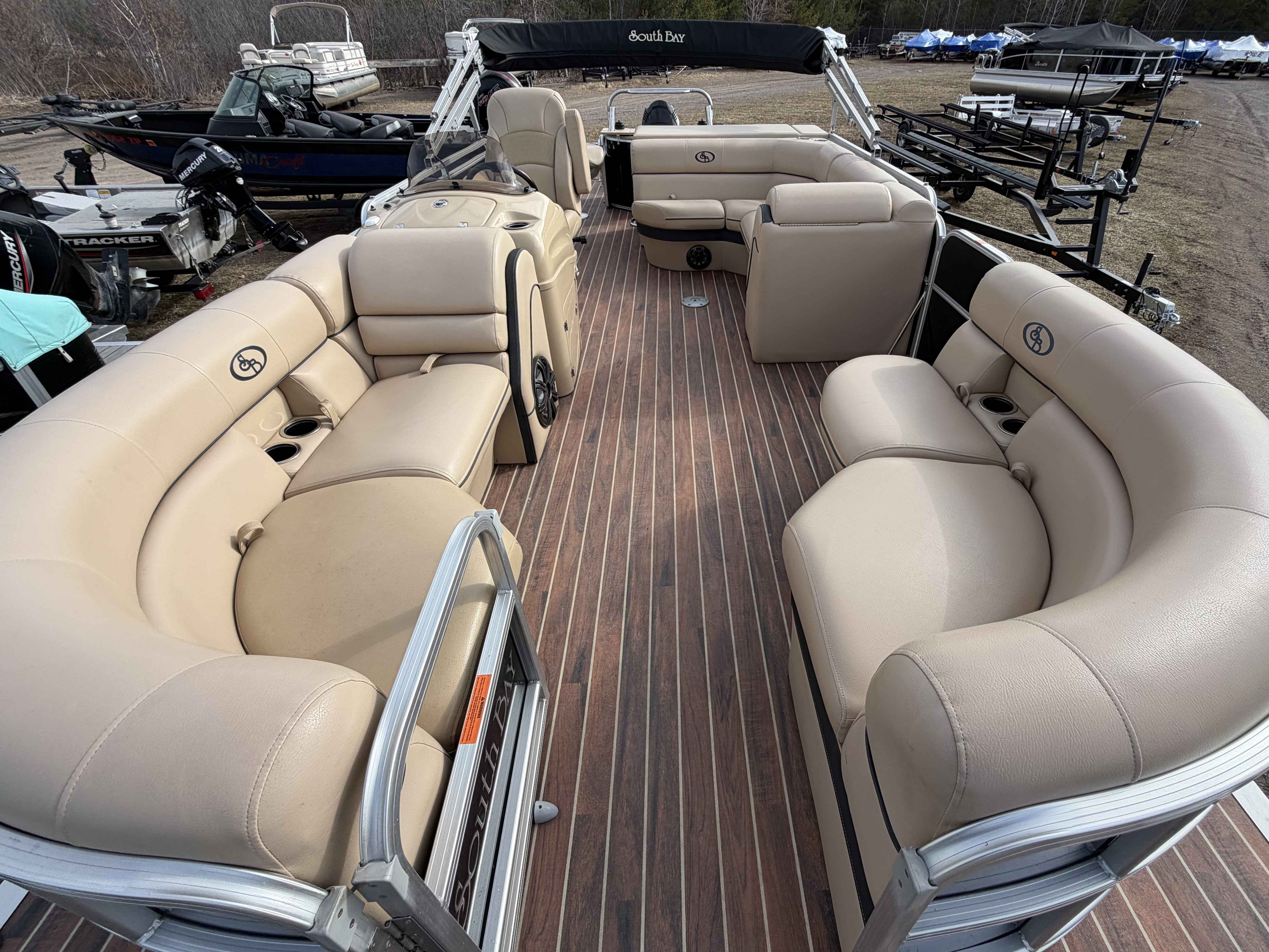 boat-carouselImage-image