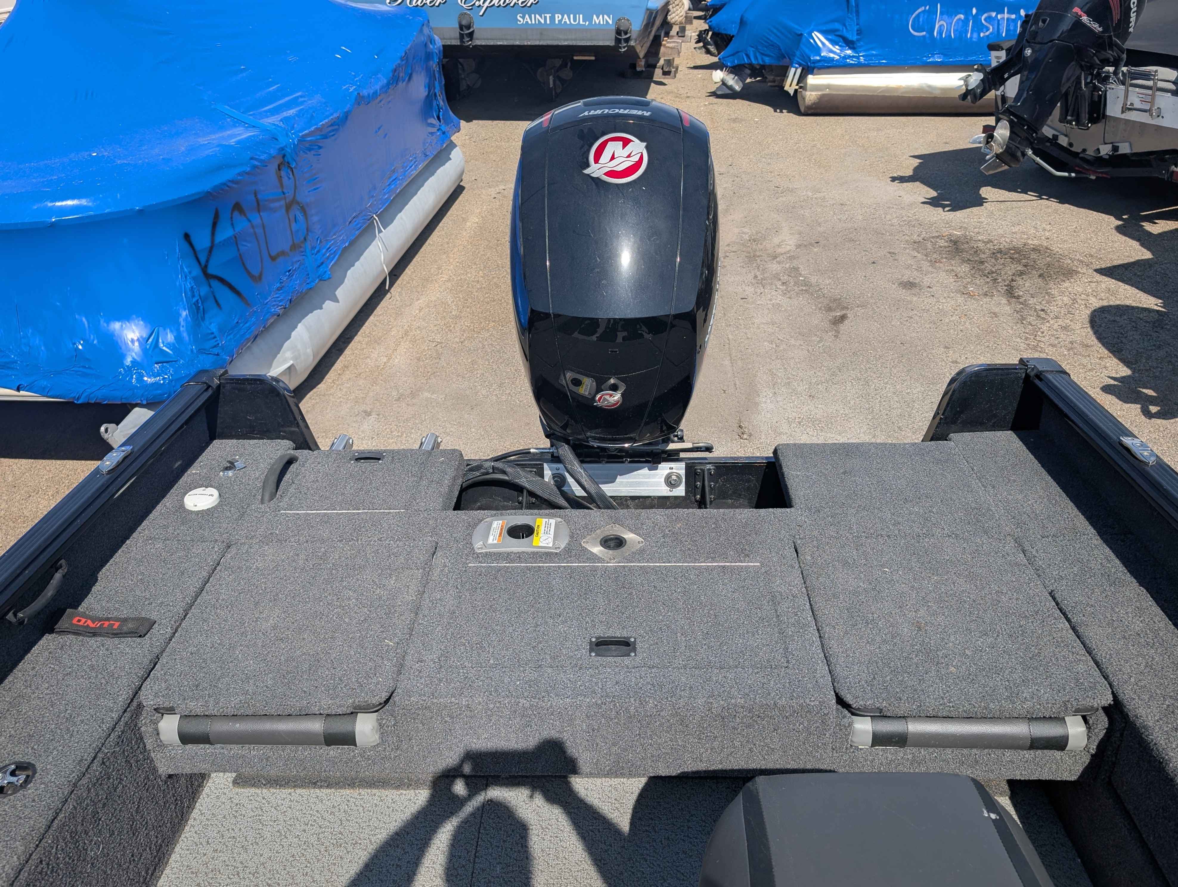 boat-carouselImage-image