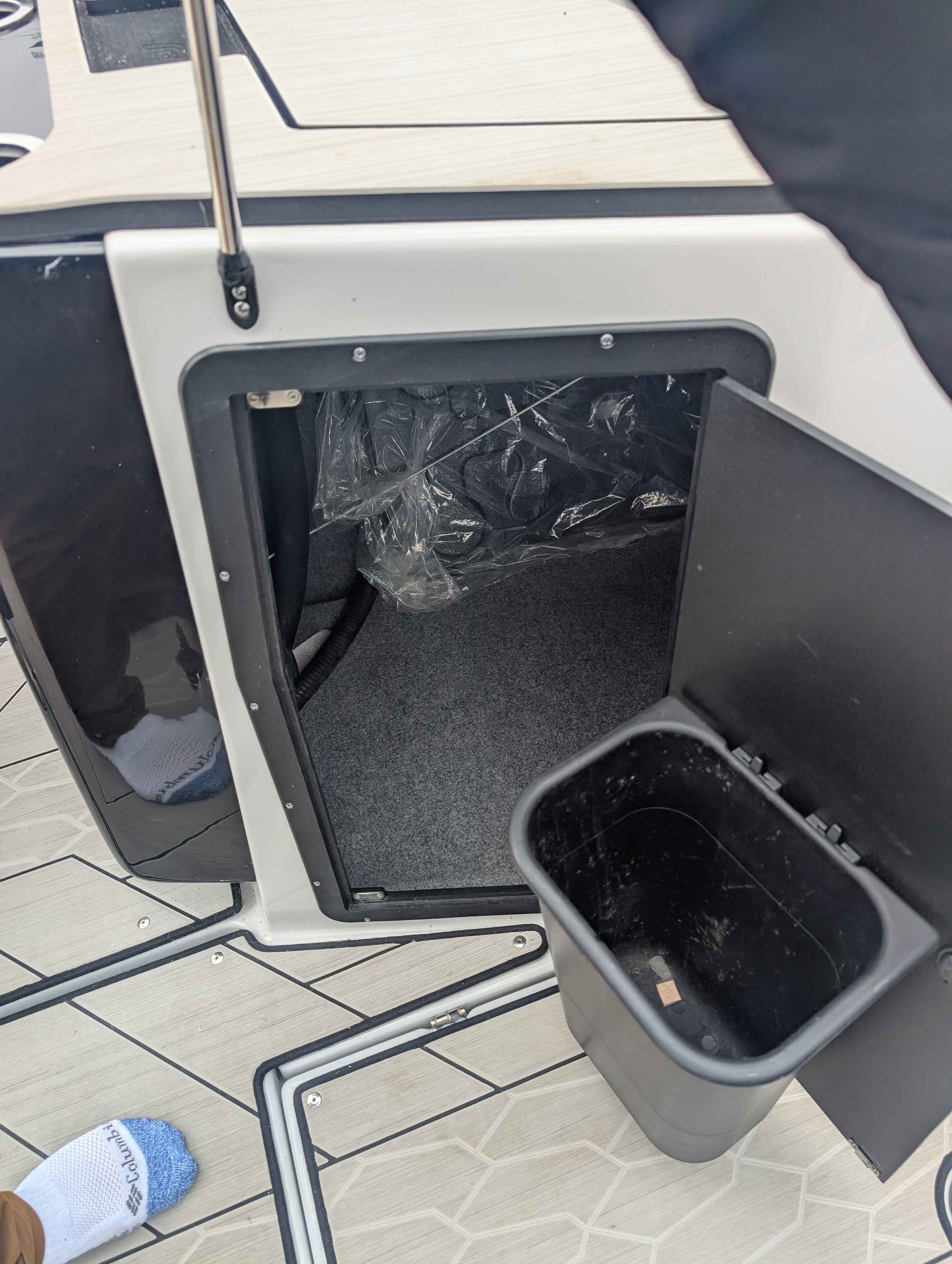 boat-carouselImage-image