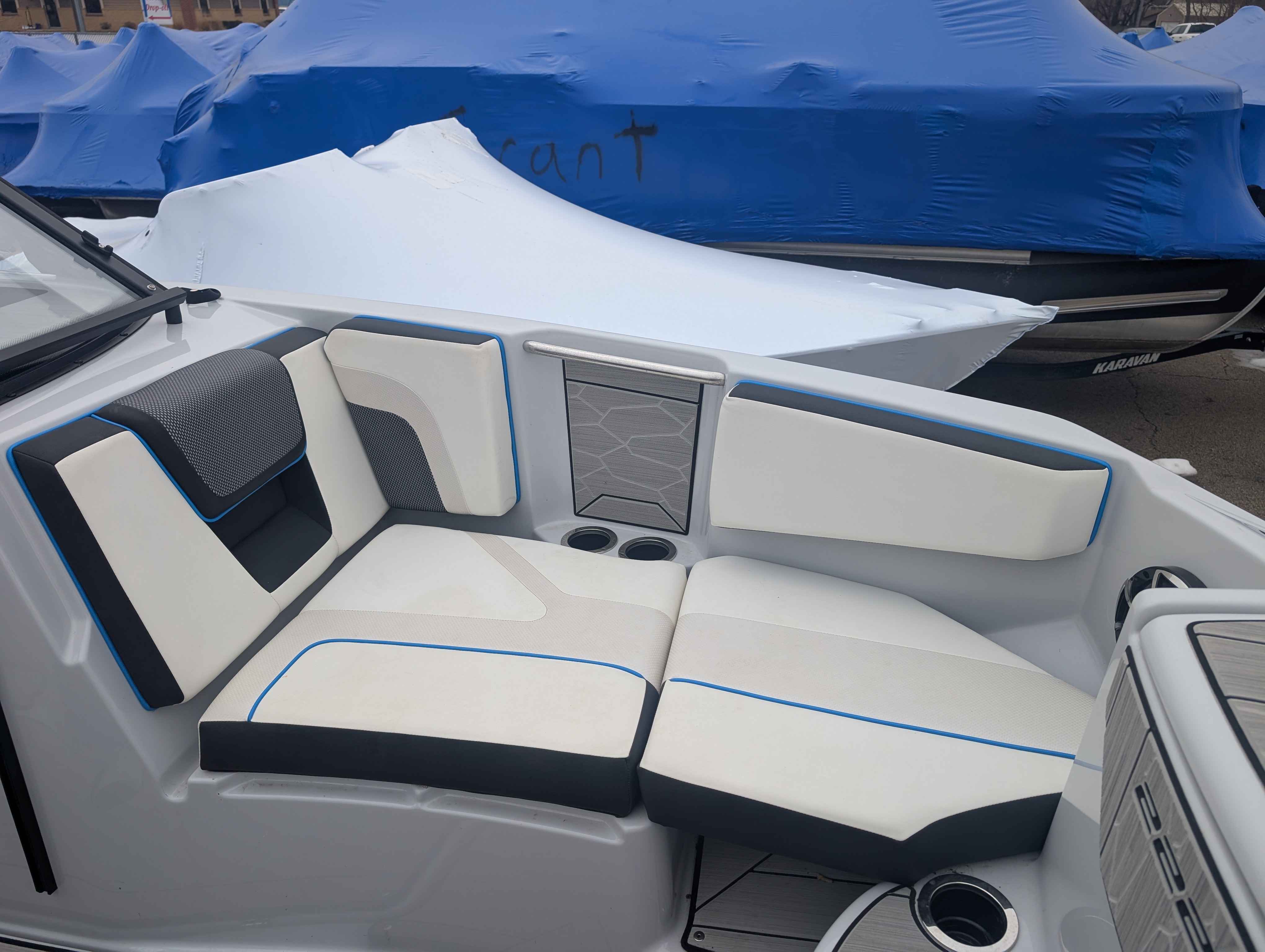 boat-carouselImage-image