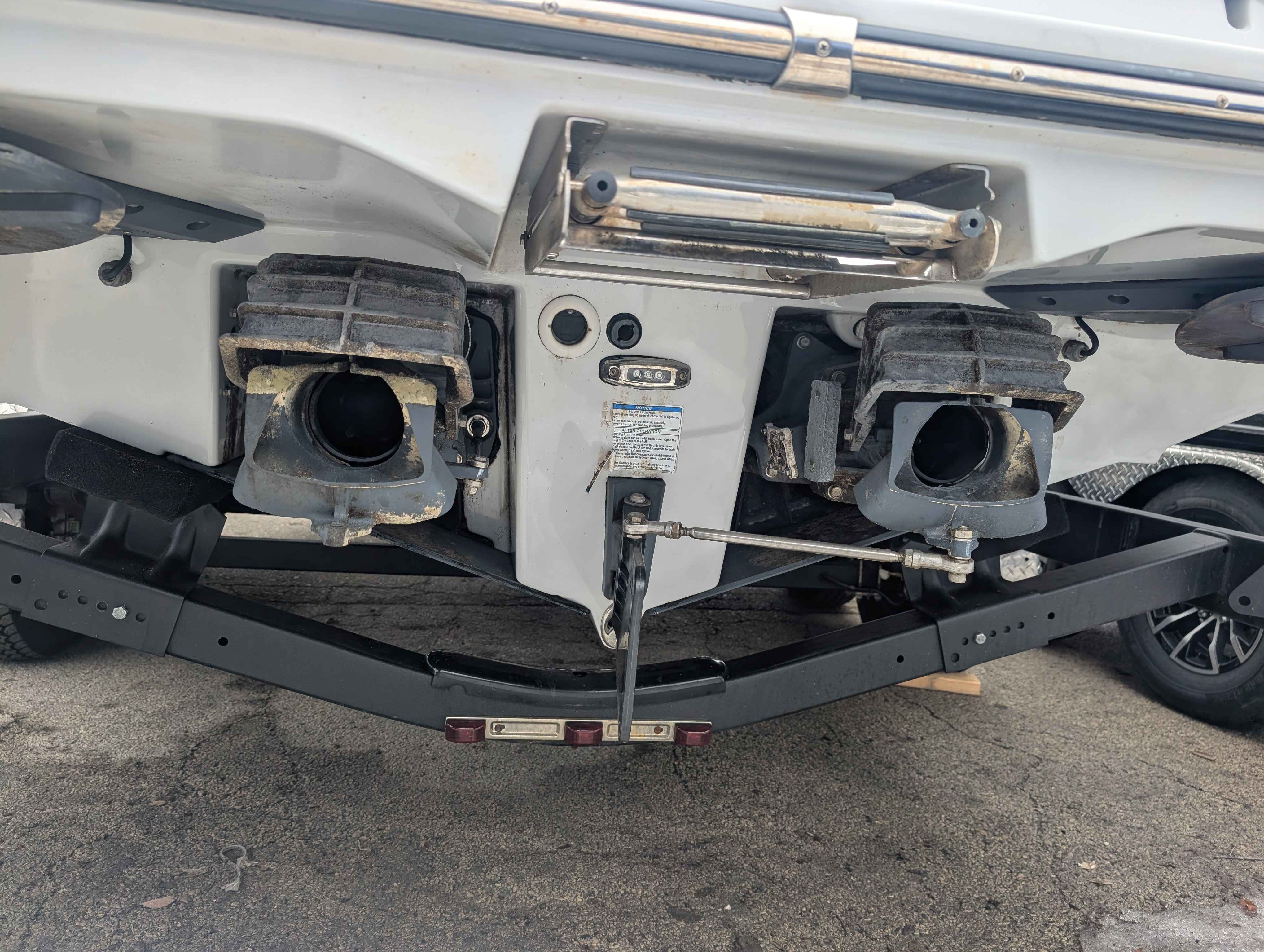 boat-carouselImage-image