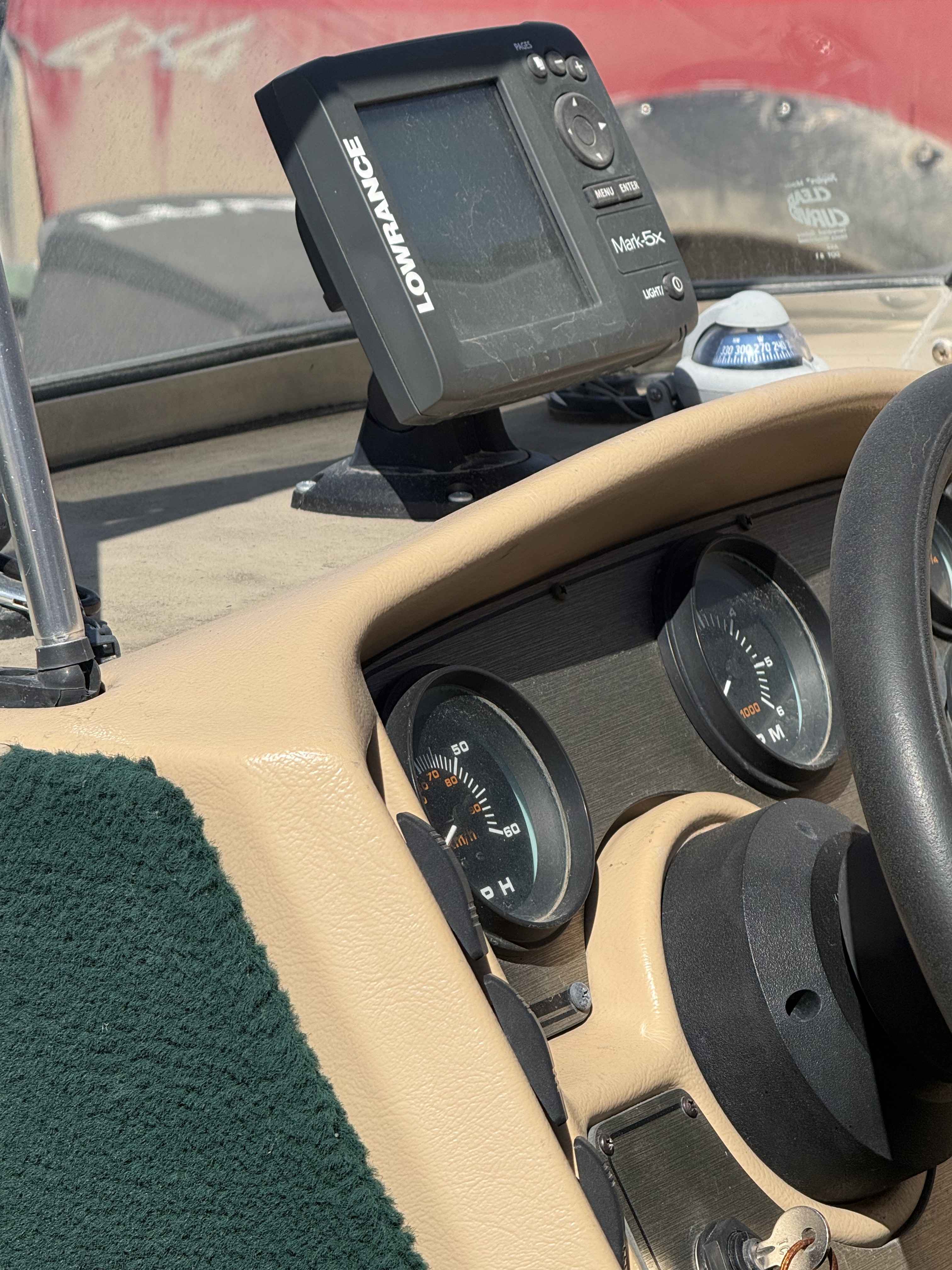 boat-carouselImage-image