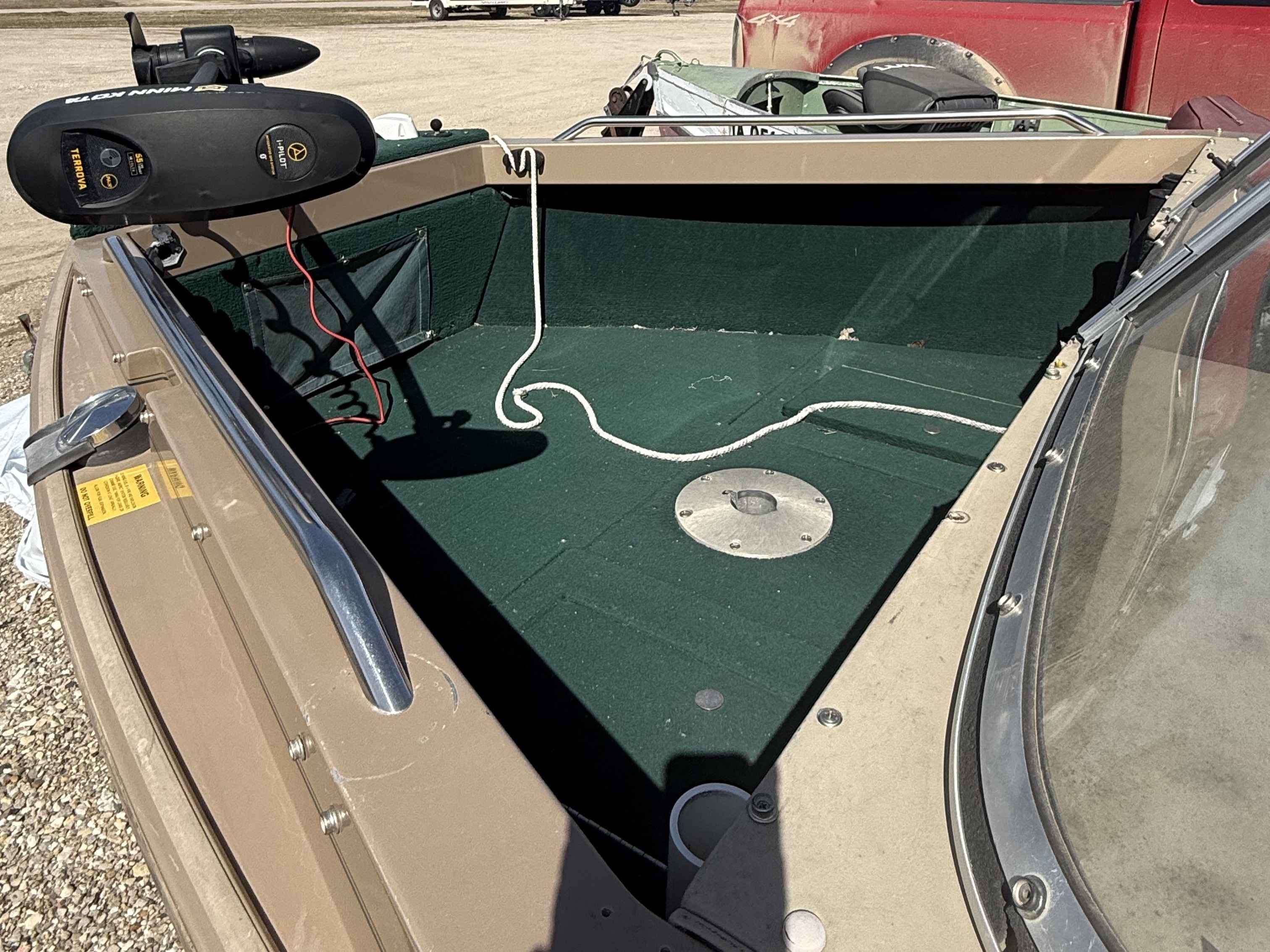 boat-carouselImage-image