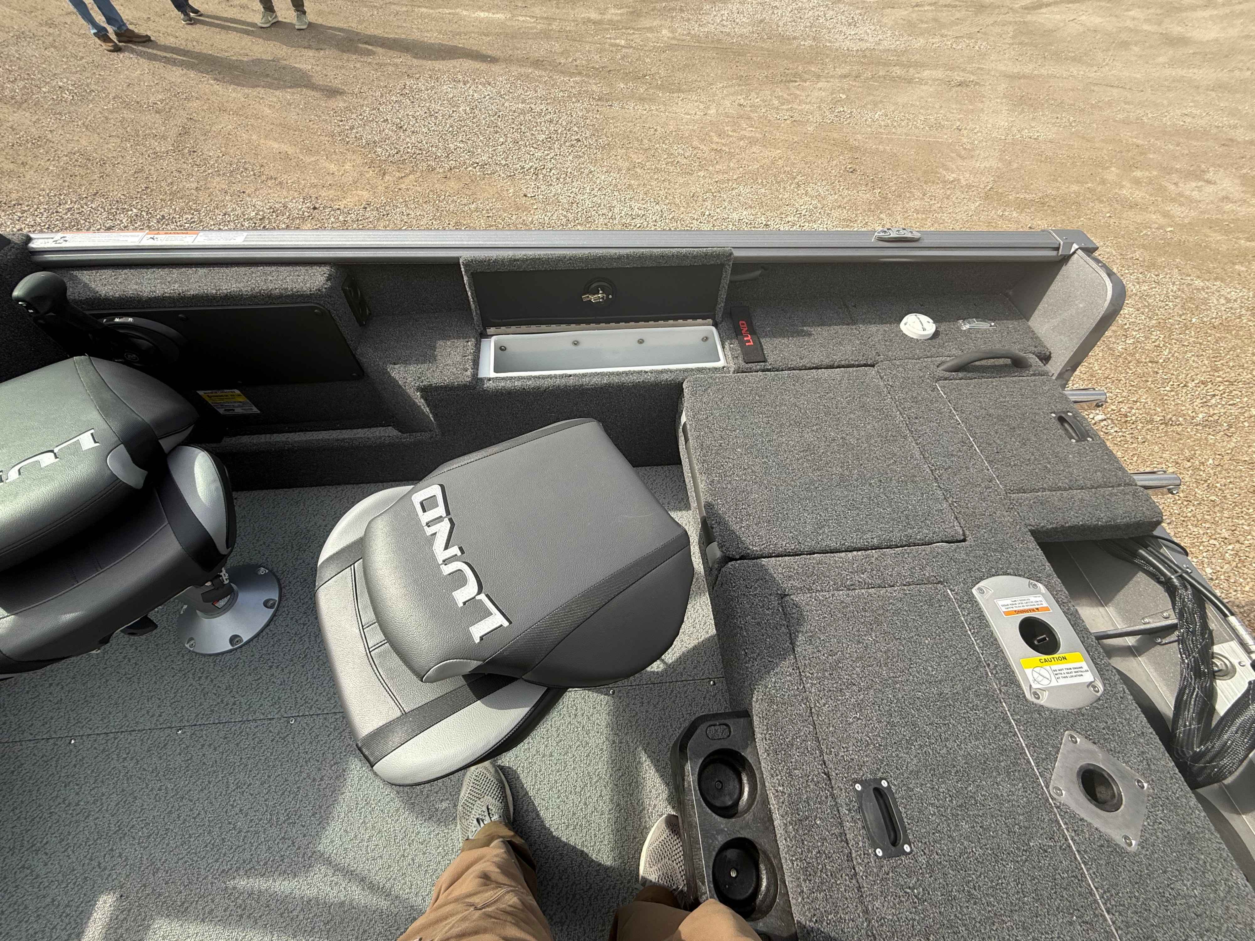 boat-carouselImage-image