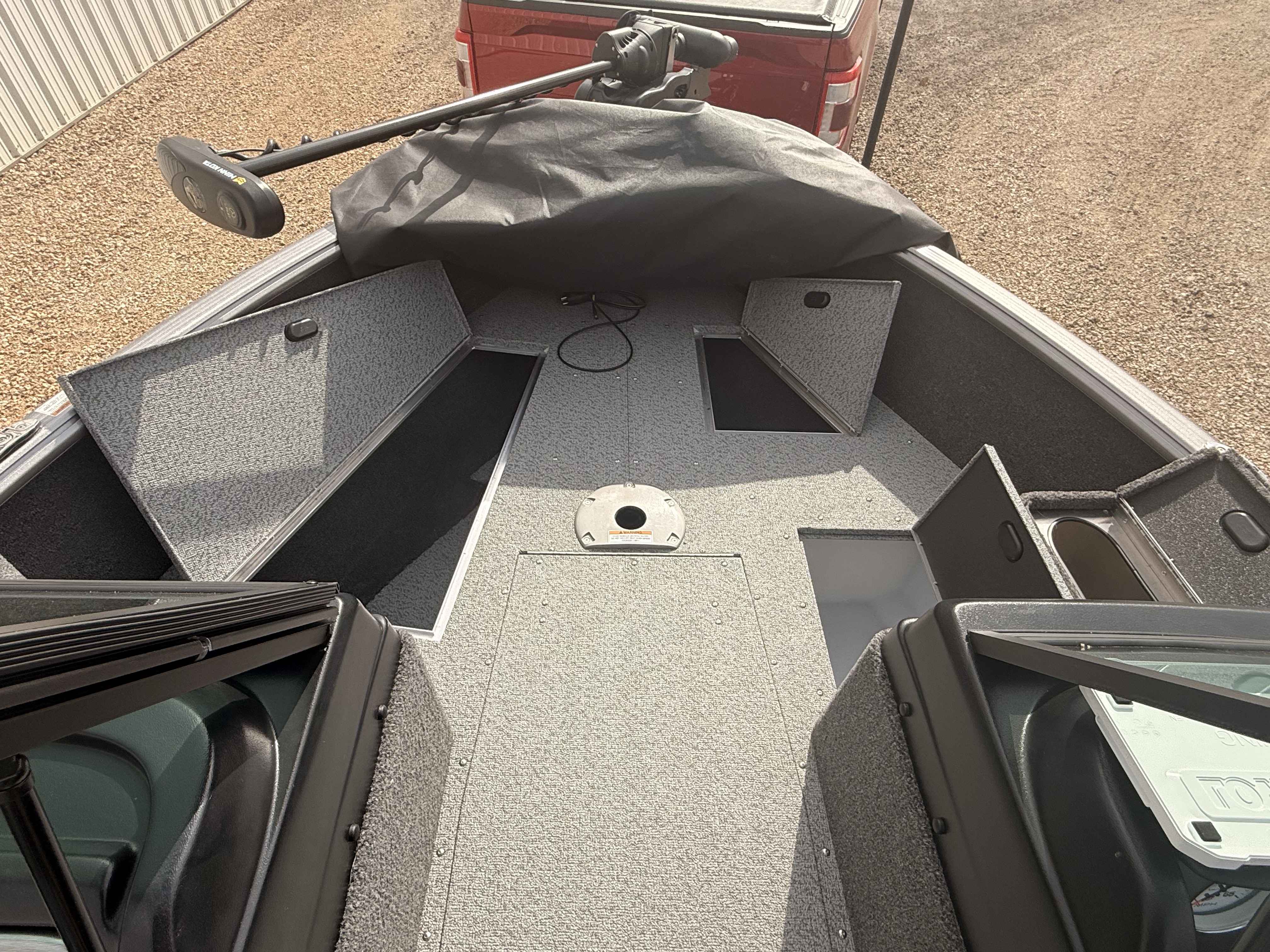 boat-carouselImage-image