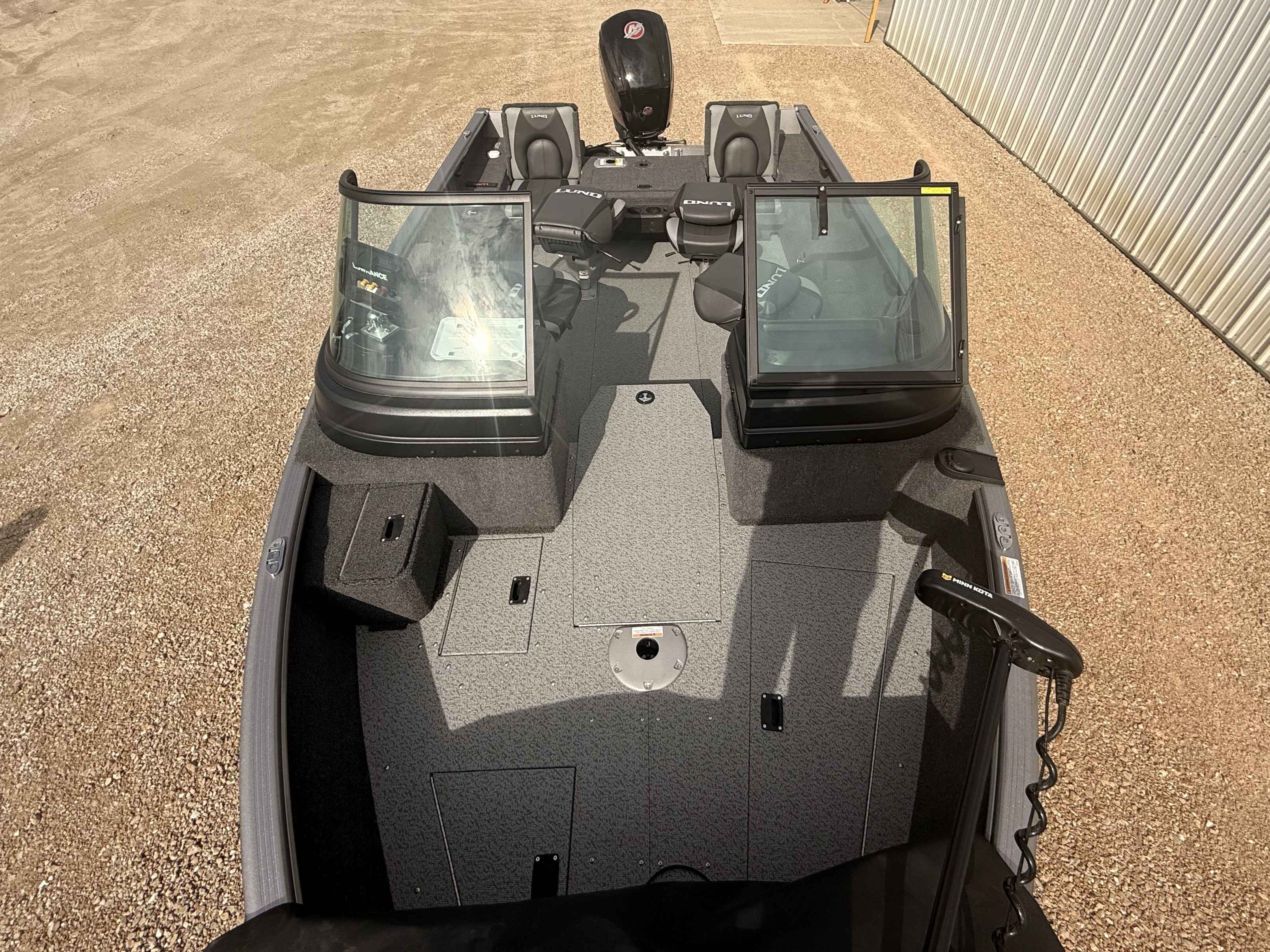 boat-carouselImage-image