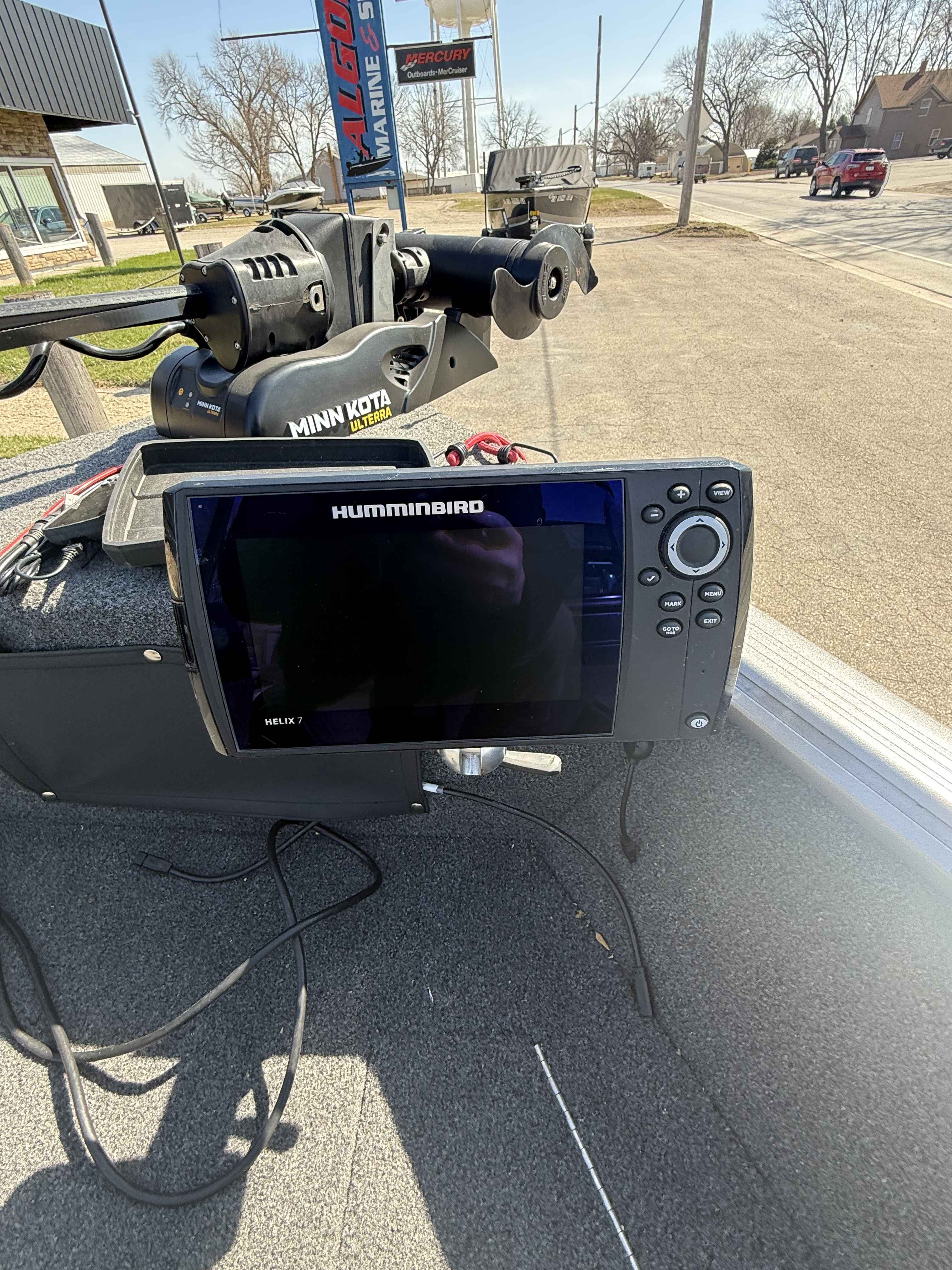 boat-carouselImage-image