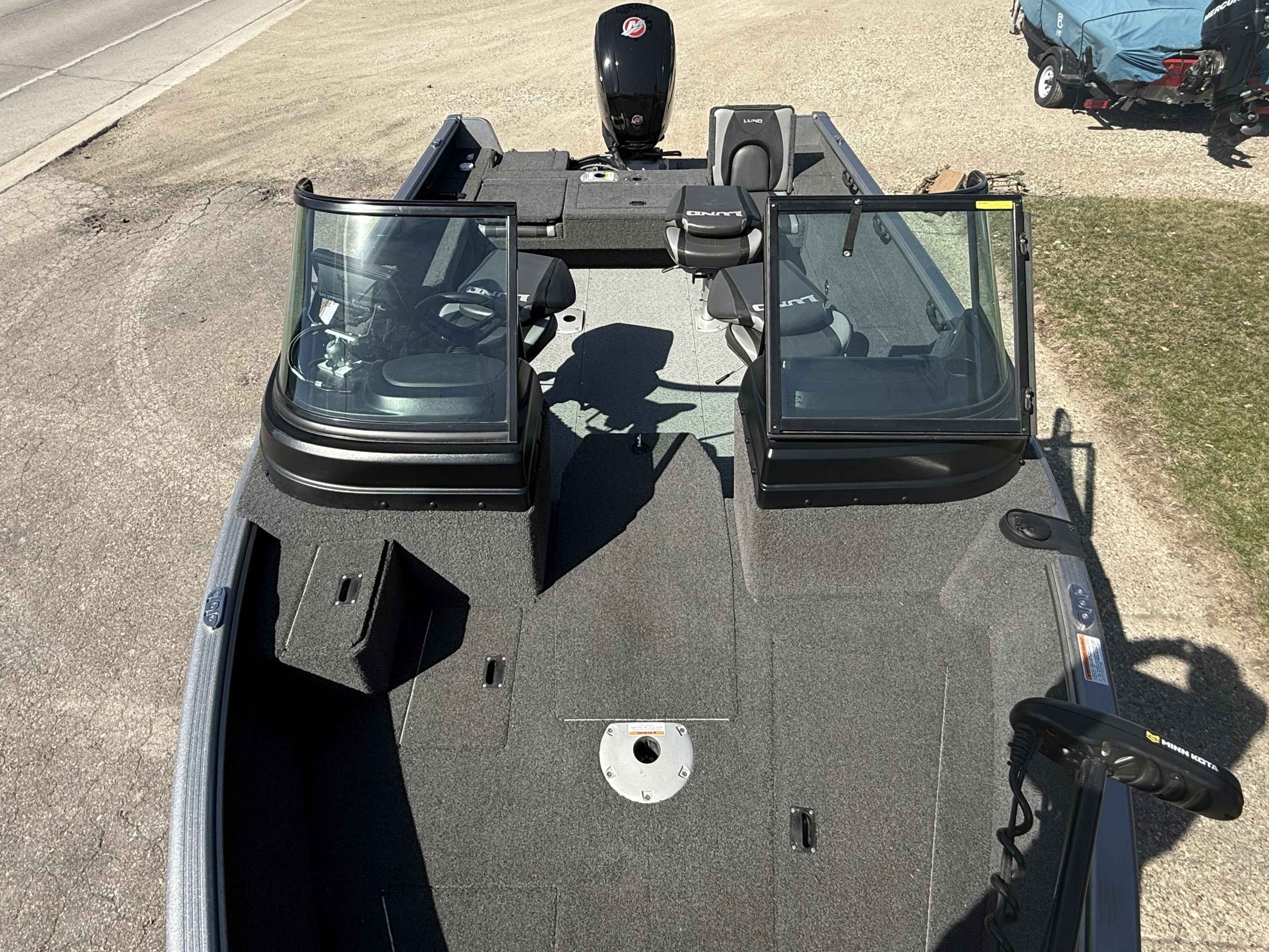 boat-carouselImage-image