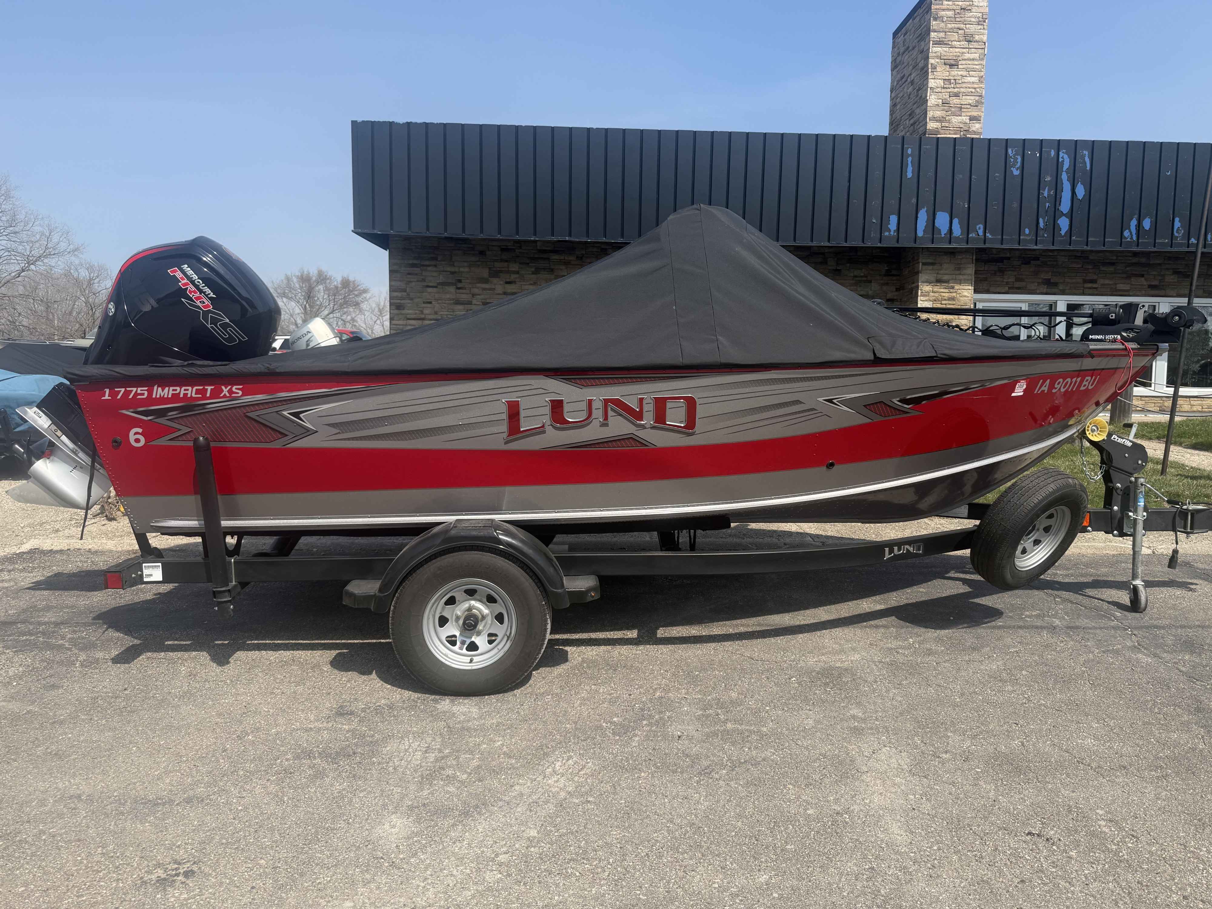 2021 Lund 1775 IMPACT/XS0