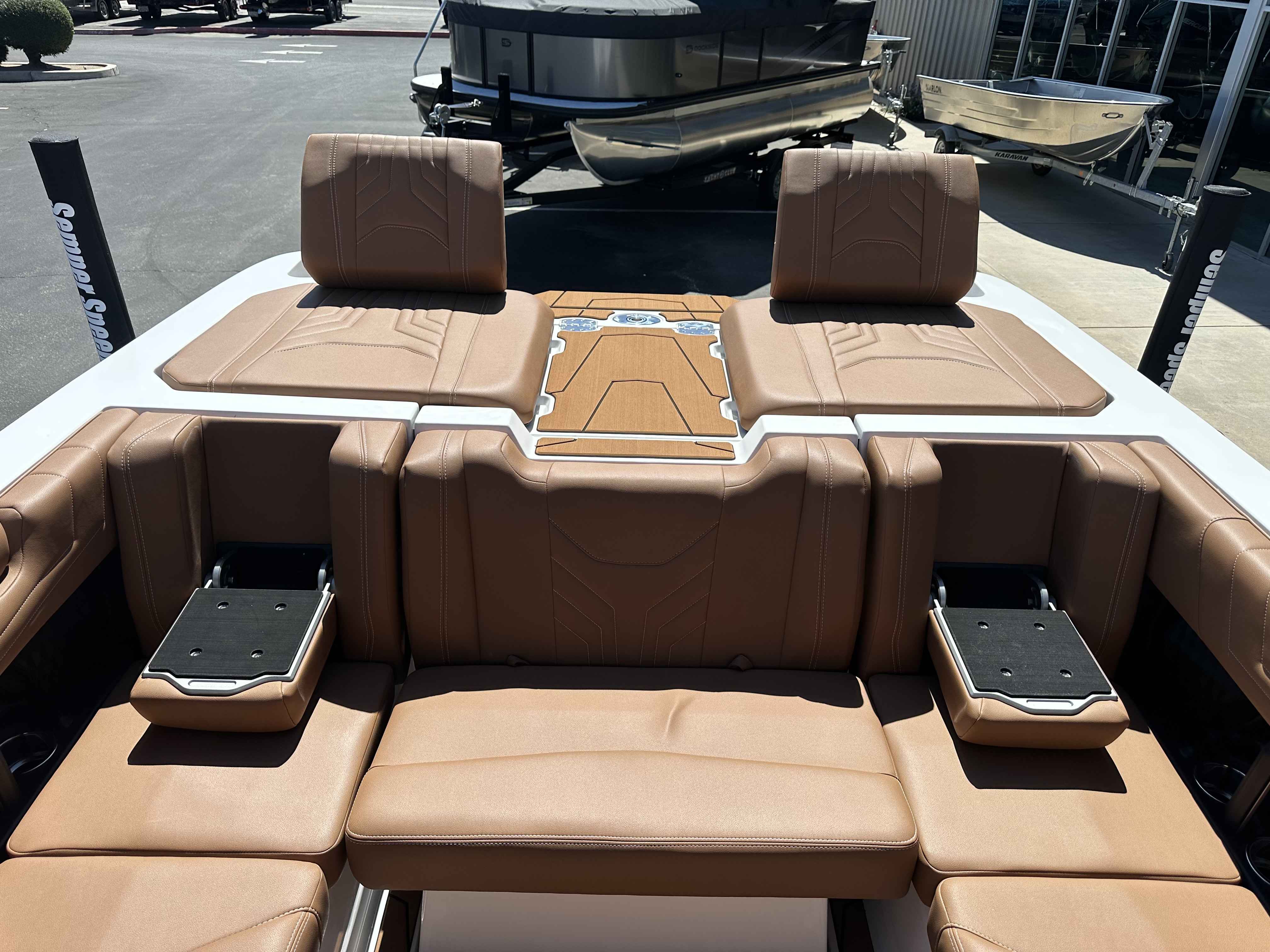 2026 Malibu 25 LSV-7