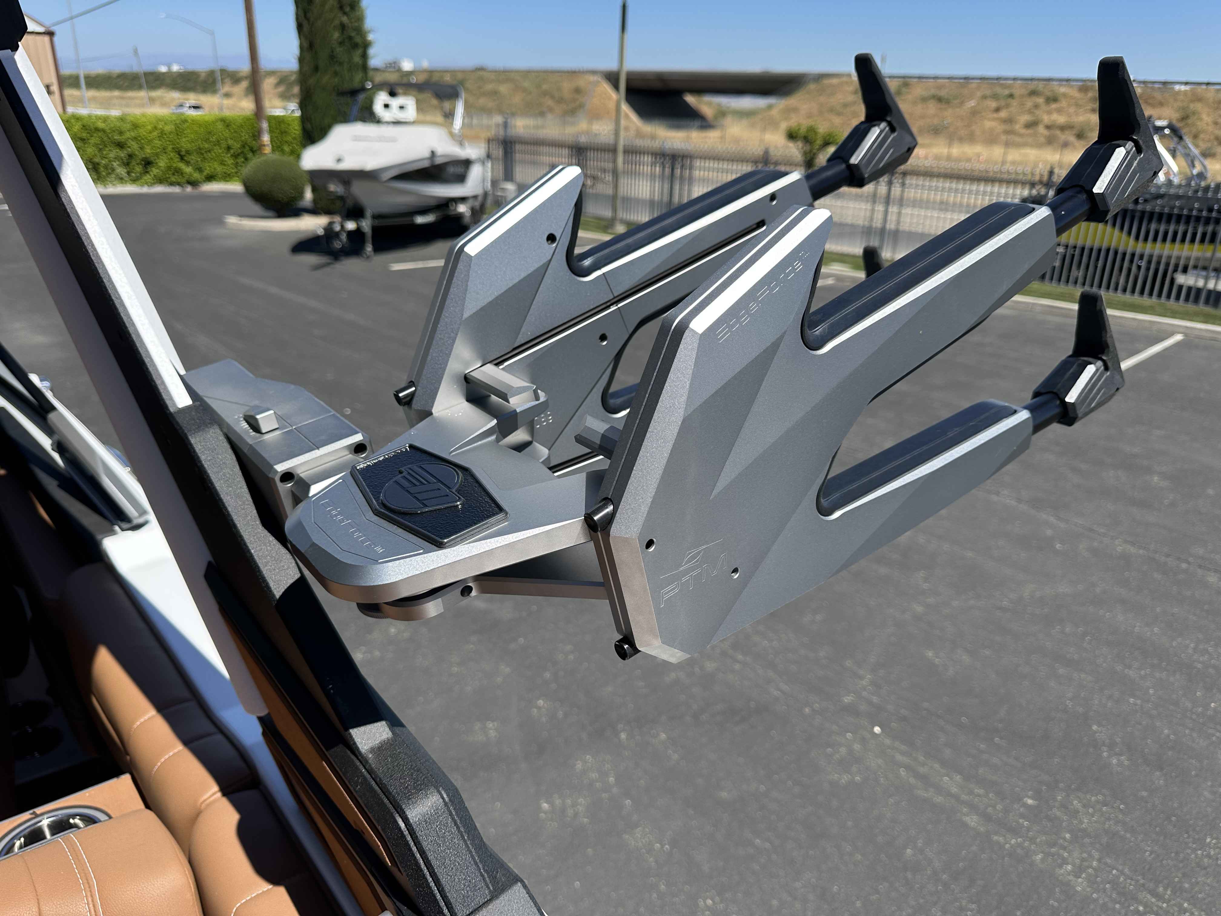 2026 Malibu 25 LSV-9