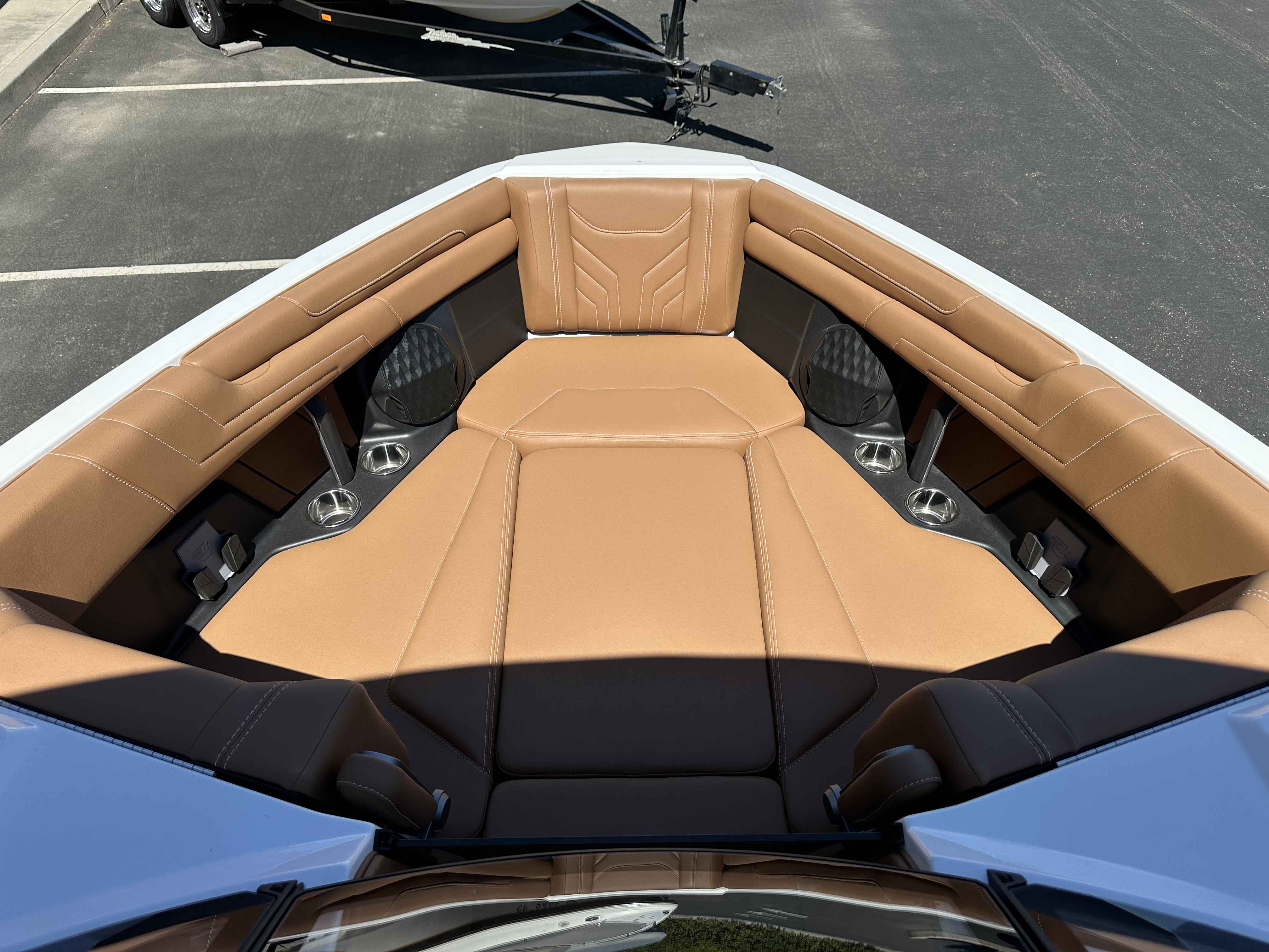 2026 Malibu 25 LSV-11