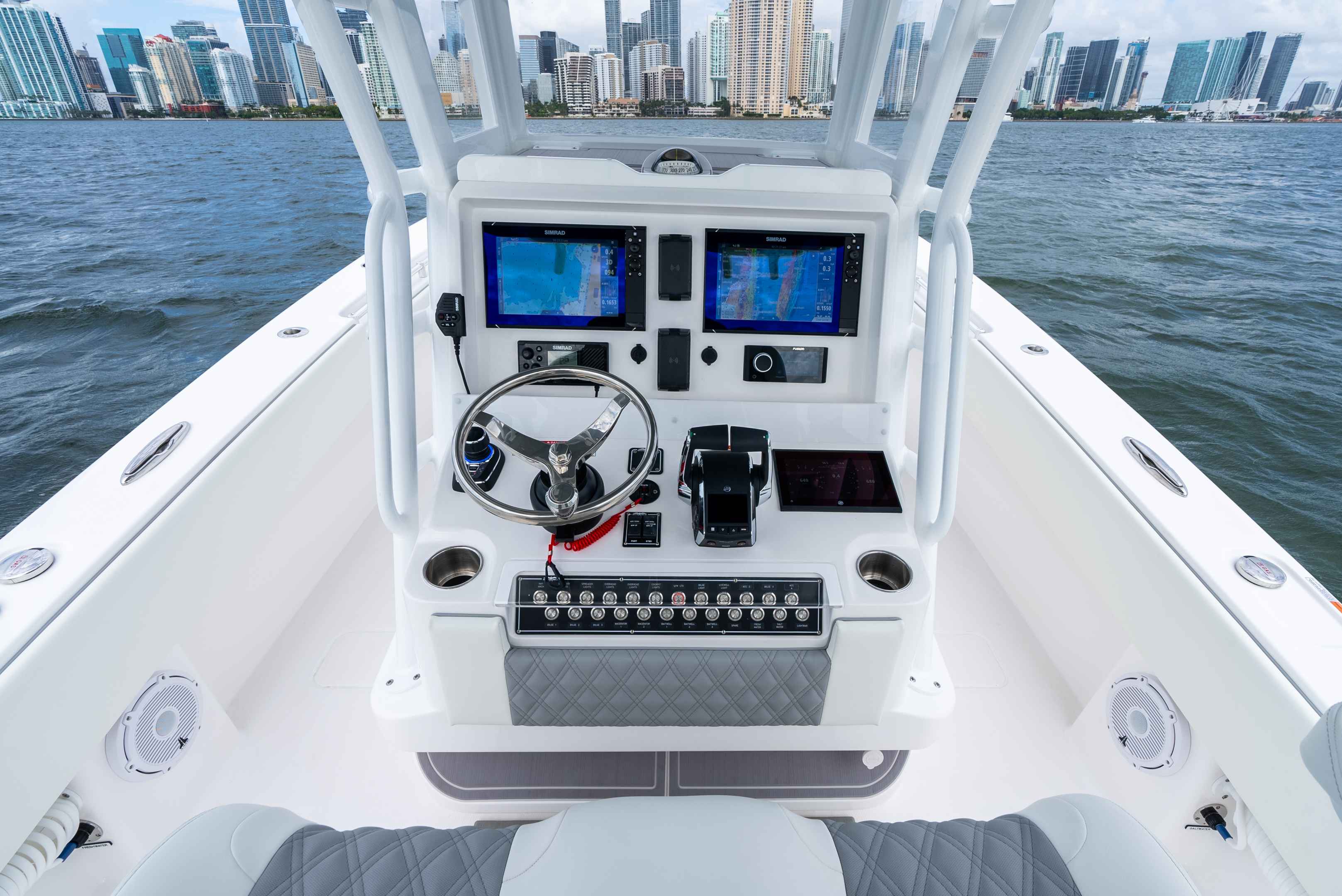 2027 Invincible 33' OFFSHORE-4