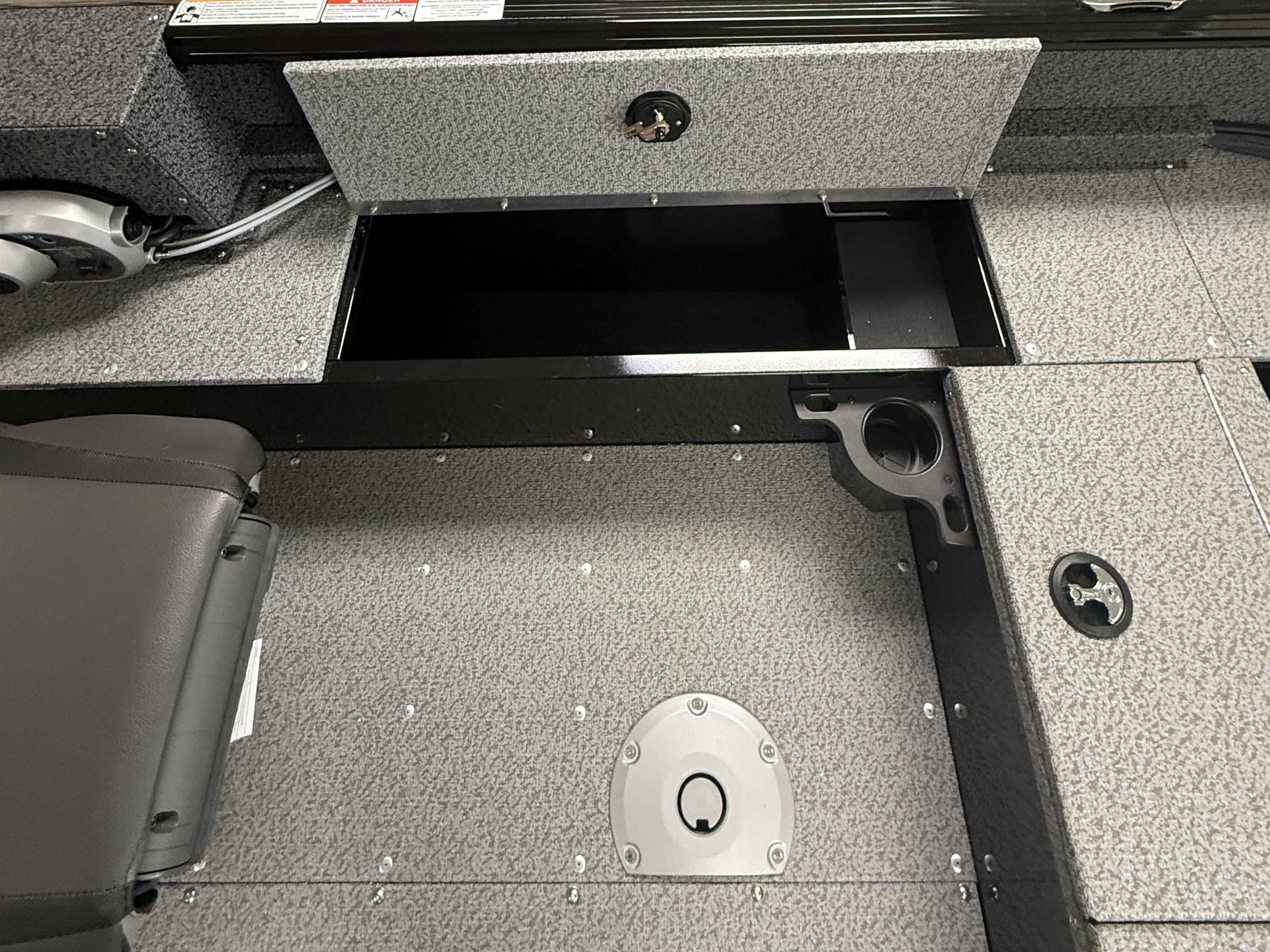 boat-carouselImage-image