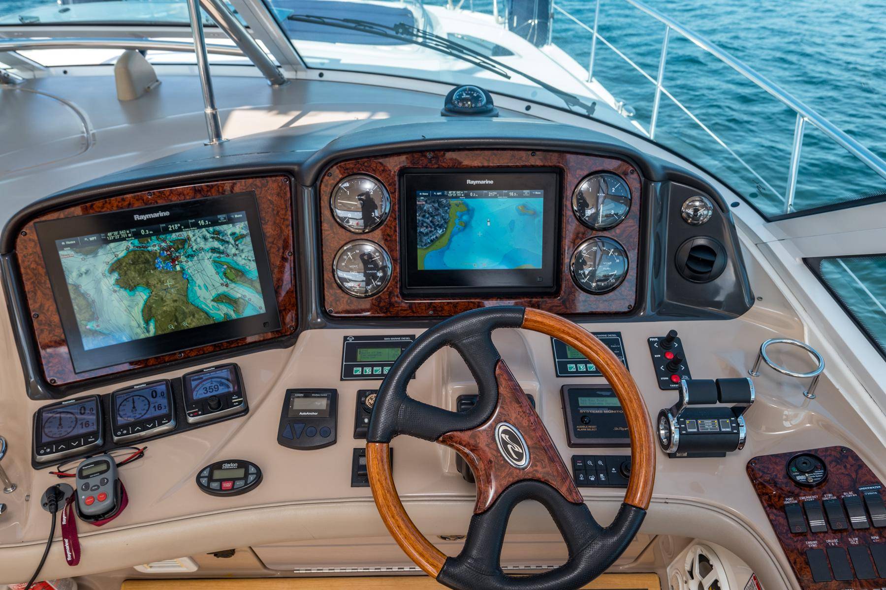 Pre-Owned 2005 Sea ray 500 Sundancer for Sale | Vancouver, BC | M&P Yacht Centre | 69d55f928c0622187f07382c