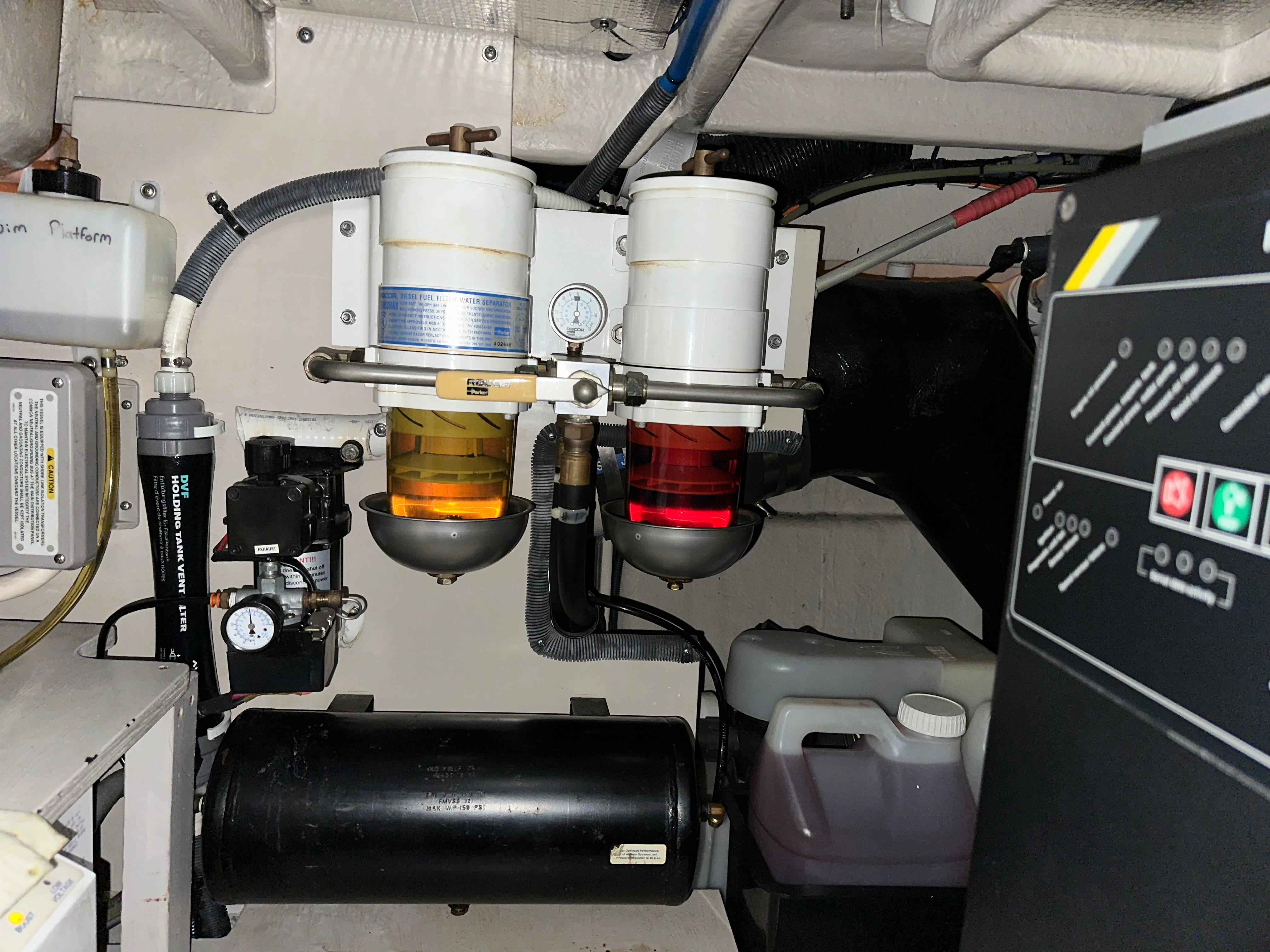 Pre-Owned 2005 Sea ray 500 Sundancer for Sale | Vancouver, BC | M&P Yacht Centre | 69d55f928c0622187f07382c