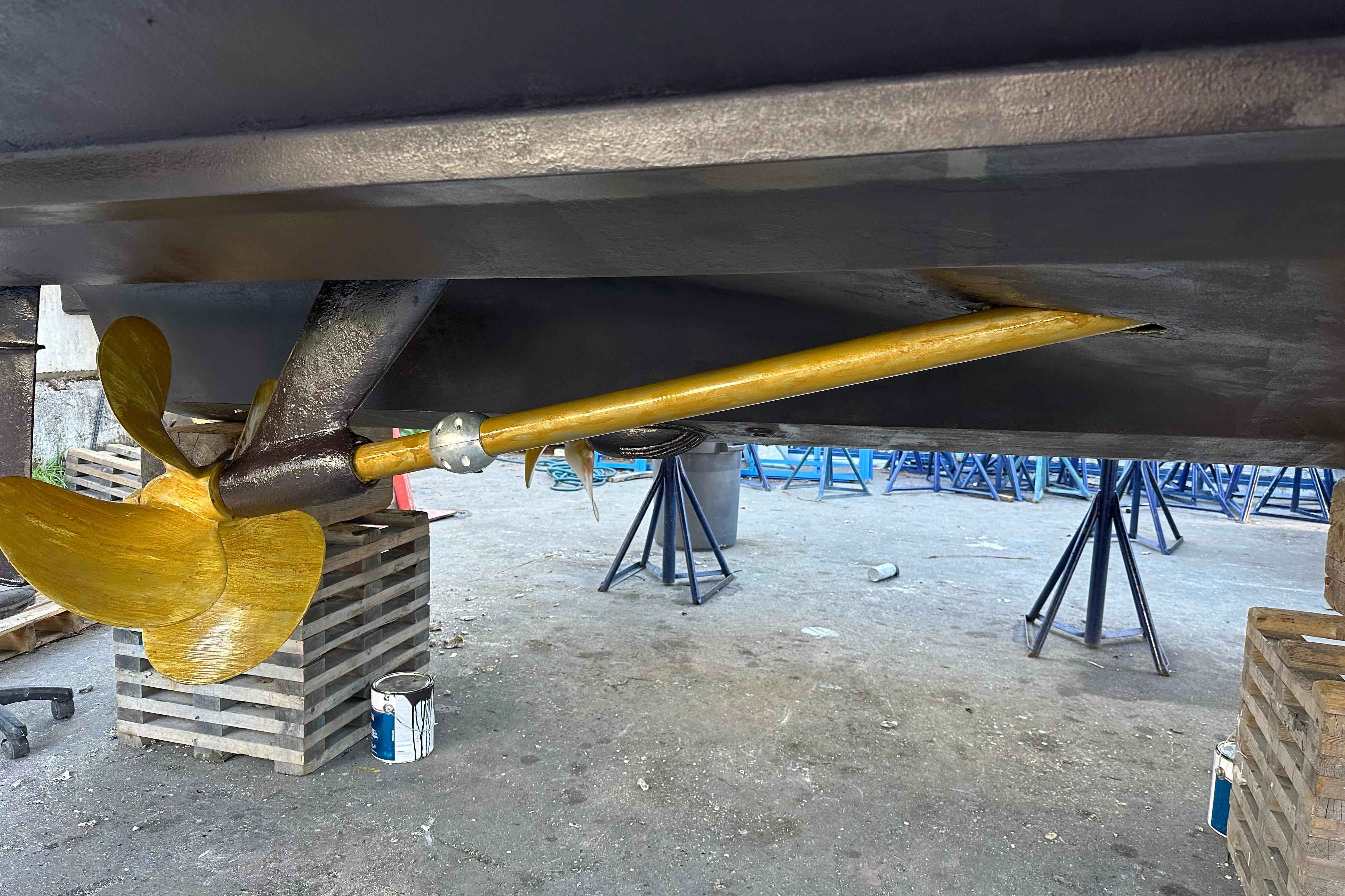 Pre-Owned 2005 Sea ray 500 Sundancer for Sale | Vancouver, BC | M&P Yacht Centre | 69d55f928c0622187f07382c