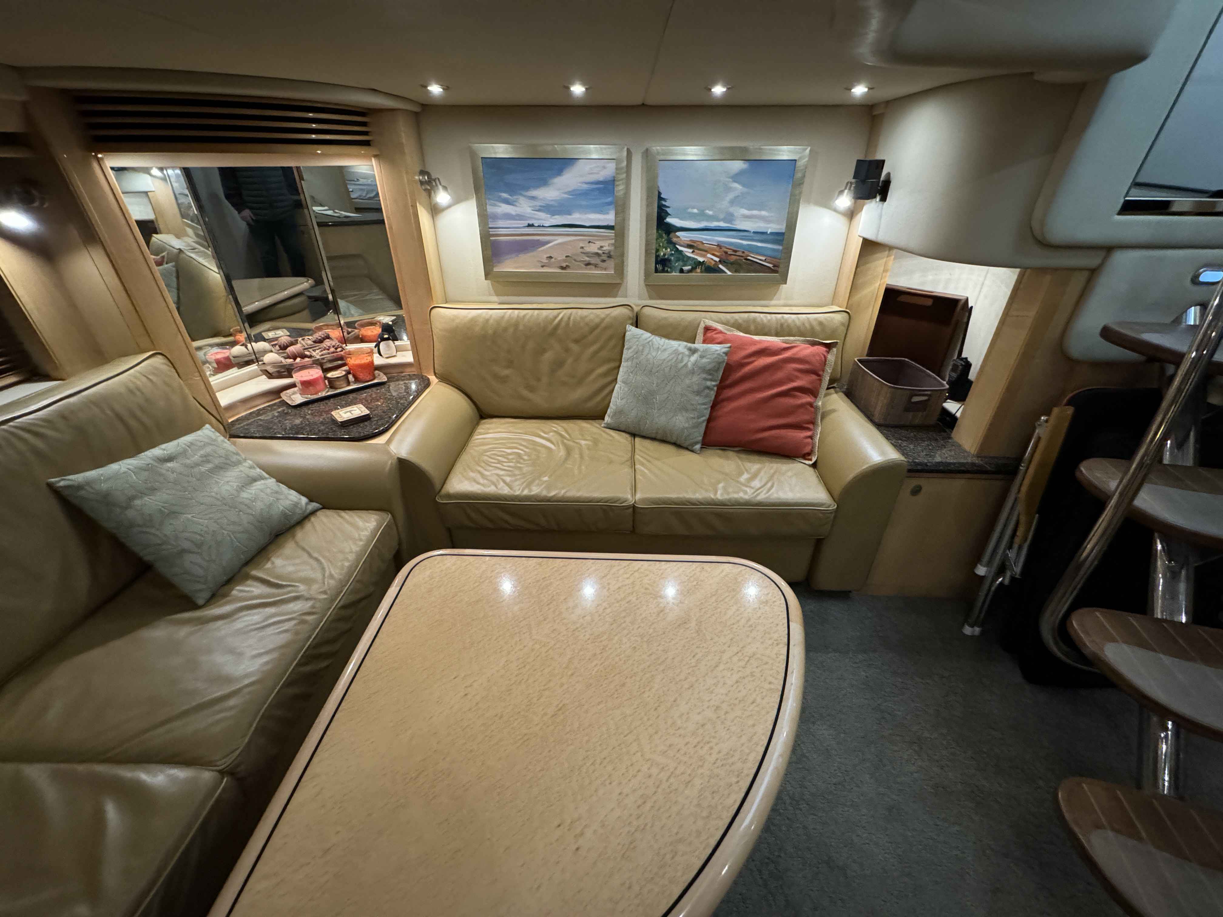 Pre-Owned 2005 Sea ray 500 Sundancer for Sale | Vancouver, BC | M&P Yacht Centre | 69d55f928c0622187f07382c